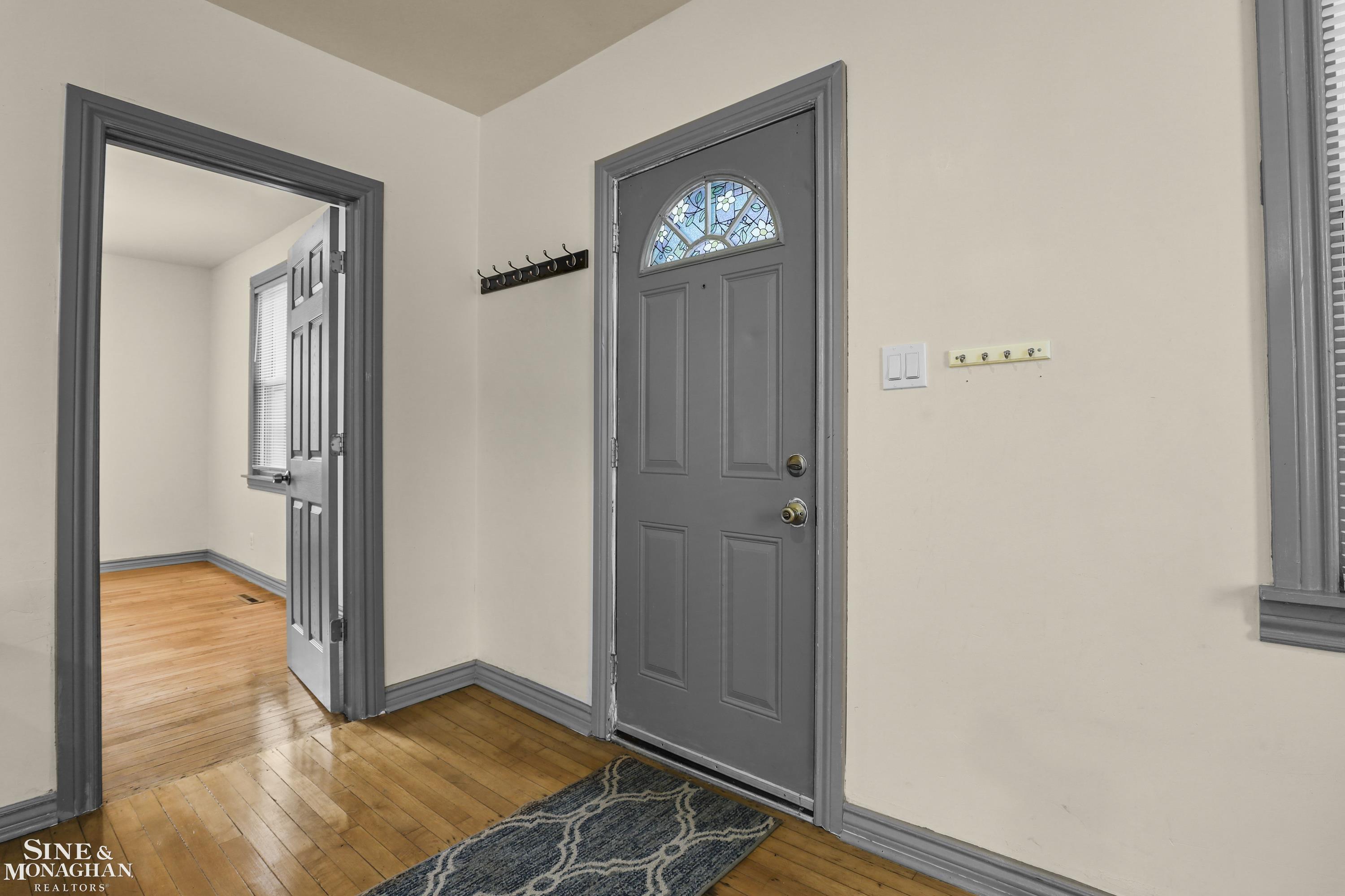 1312 E Harry Avenue Property Photo 2
