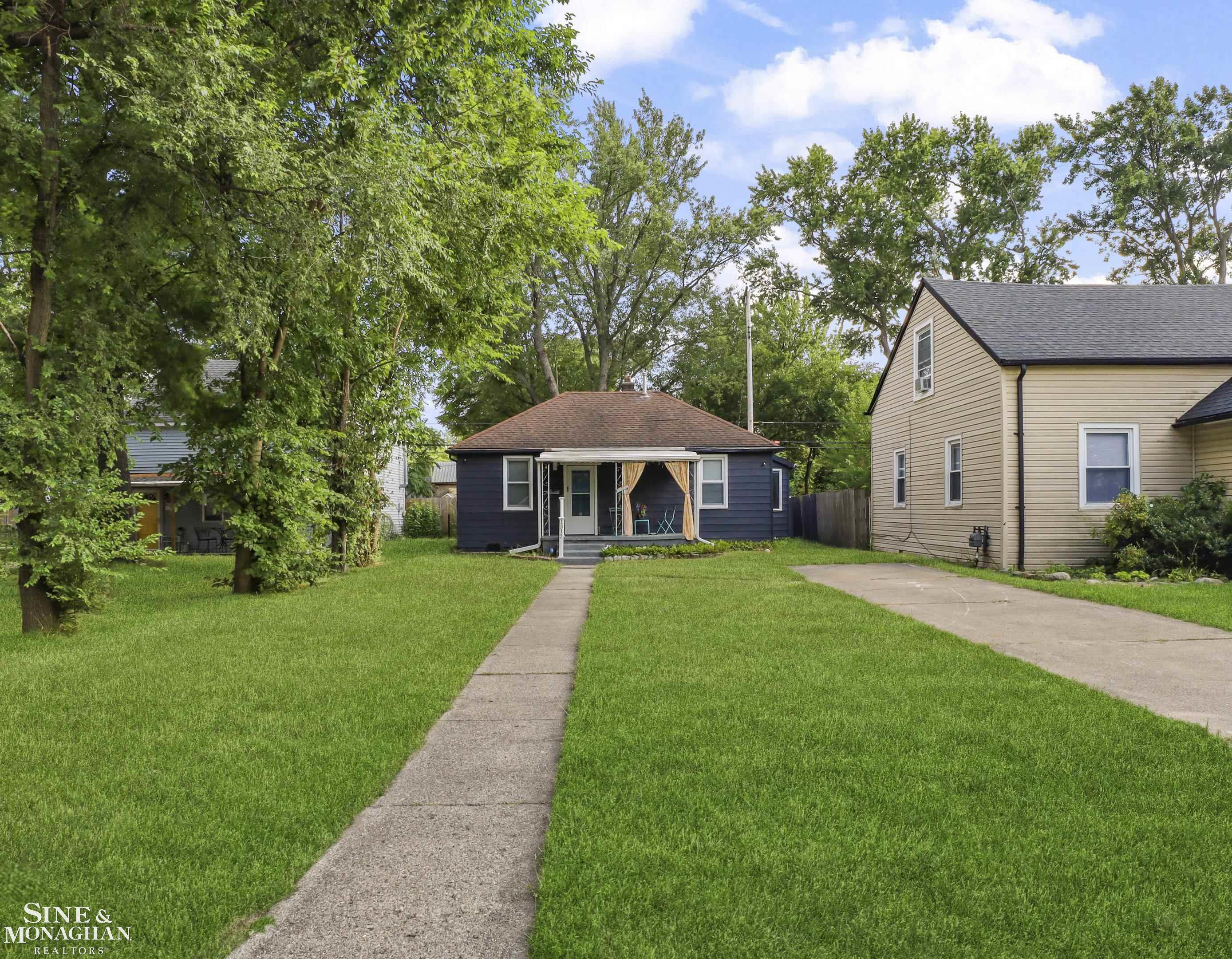1312 E Harry Avenue Property Photo 21