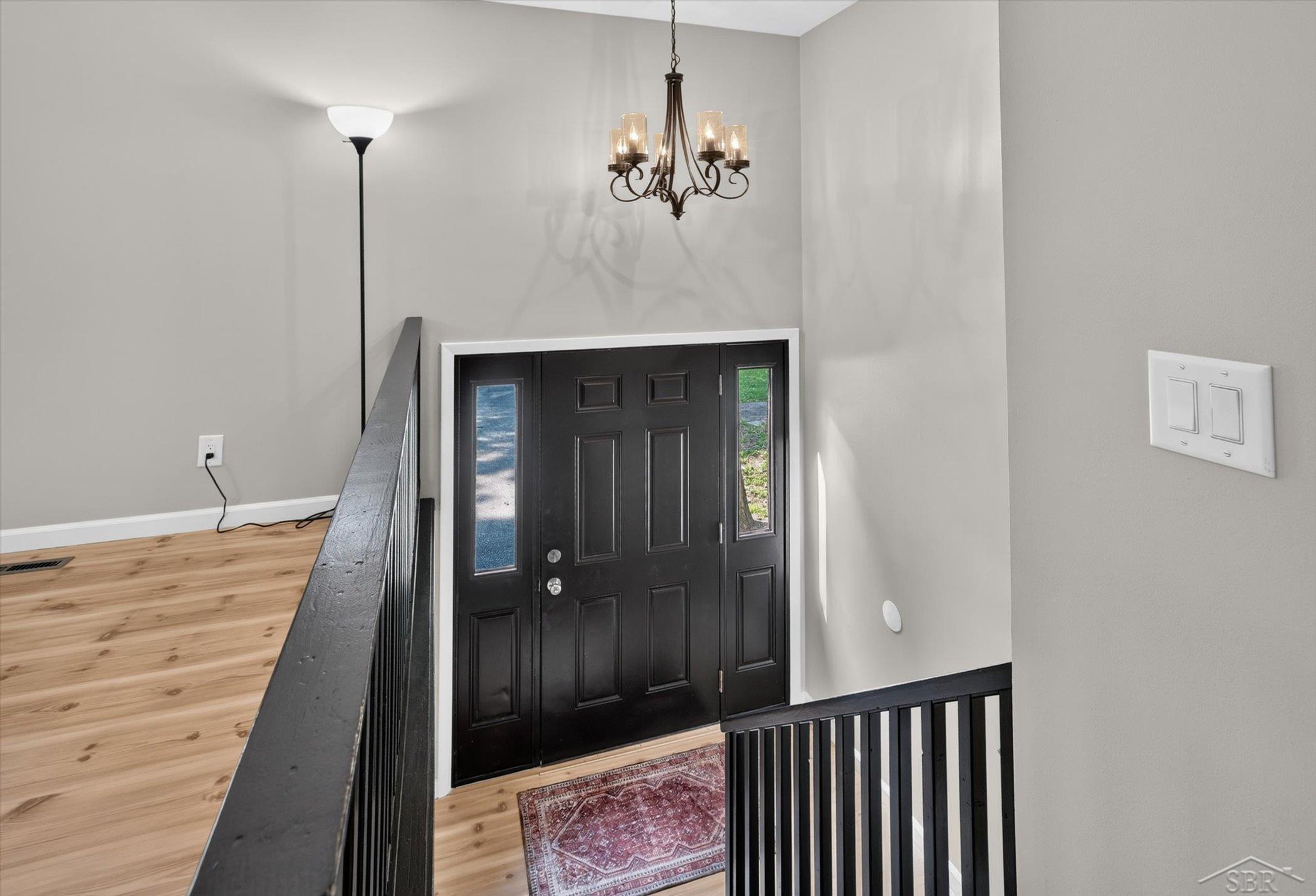 5016 Airport Road Property Photo 7