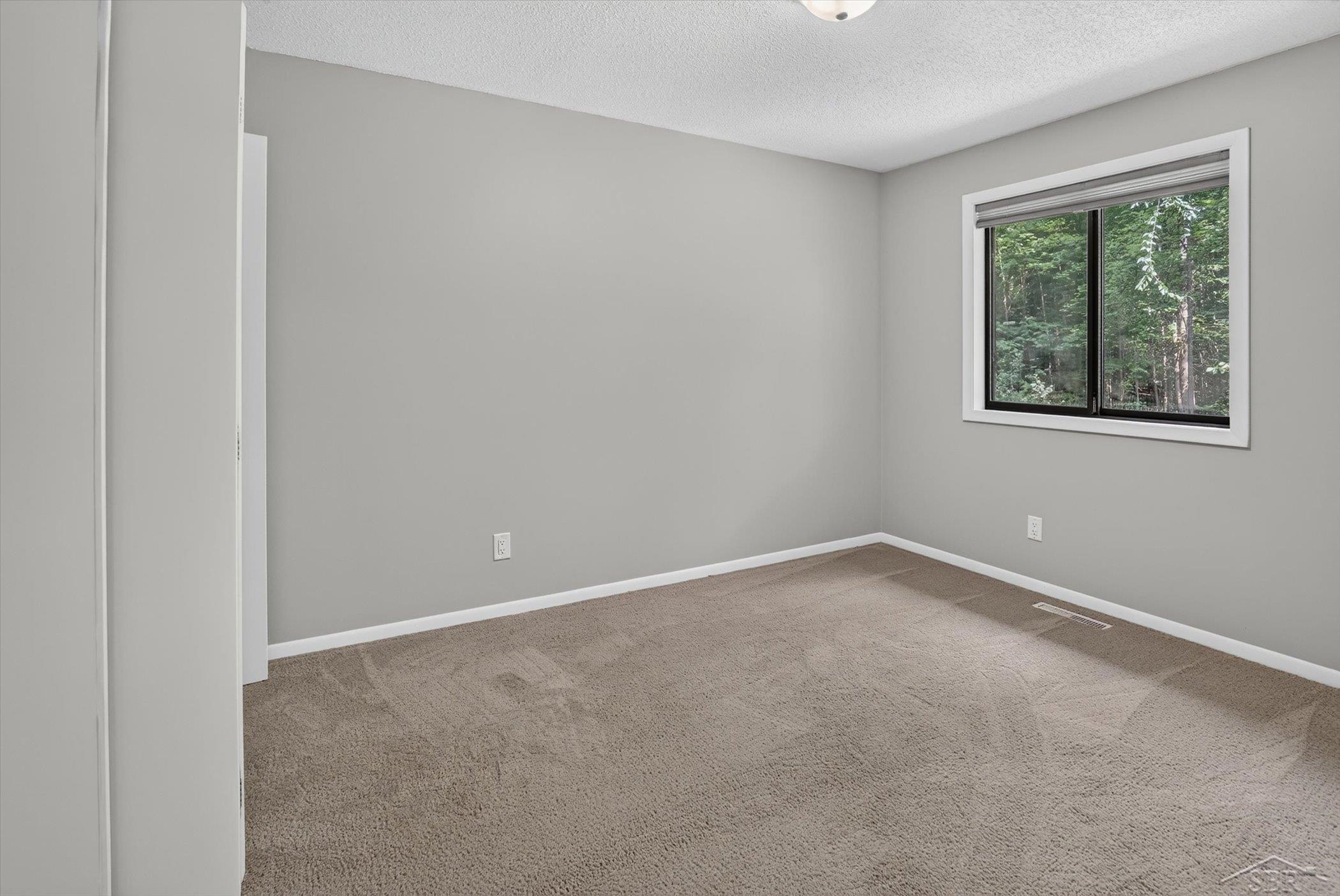 5016 Airport Road Property Photo 24