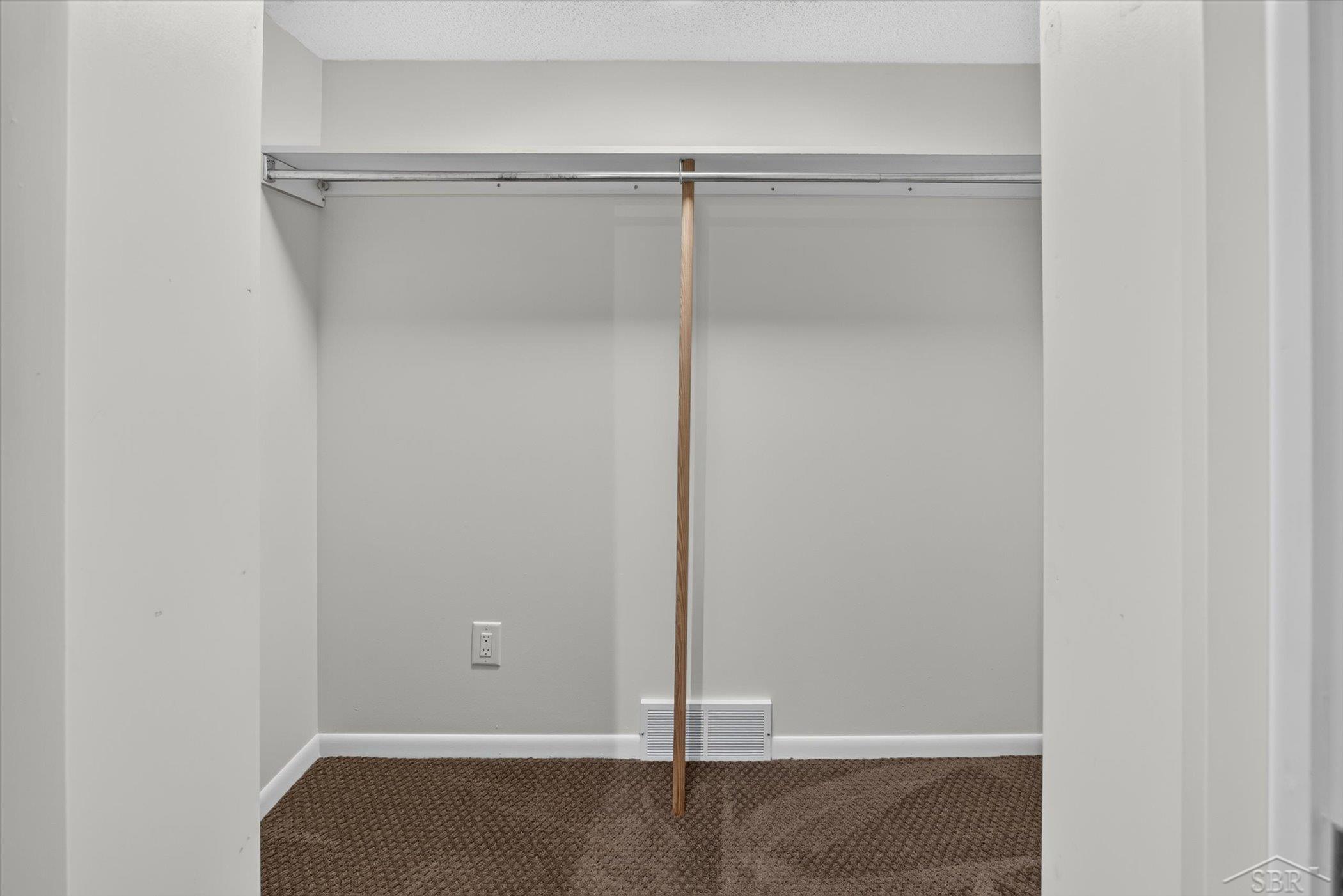 5016 Airport Road Property Photo 36