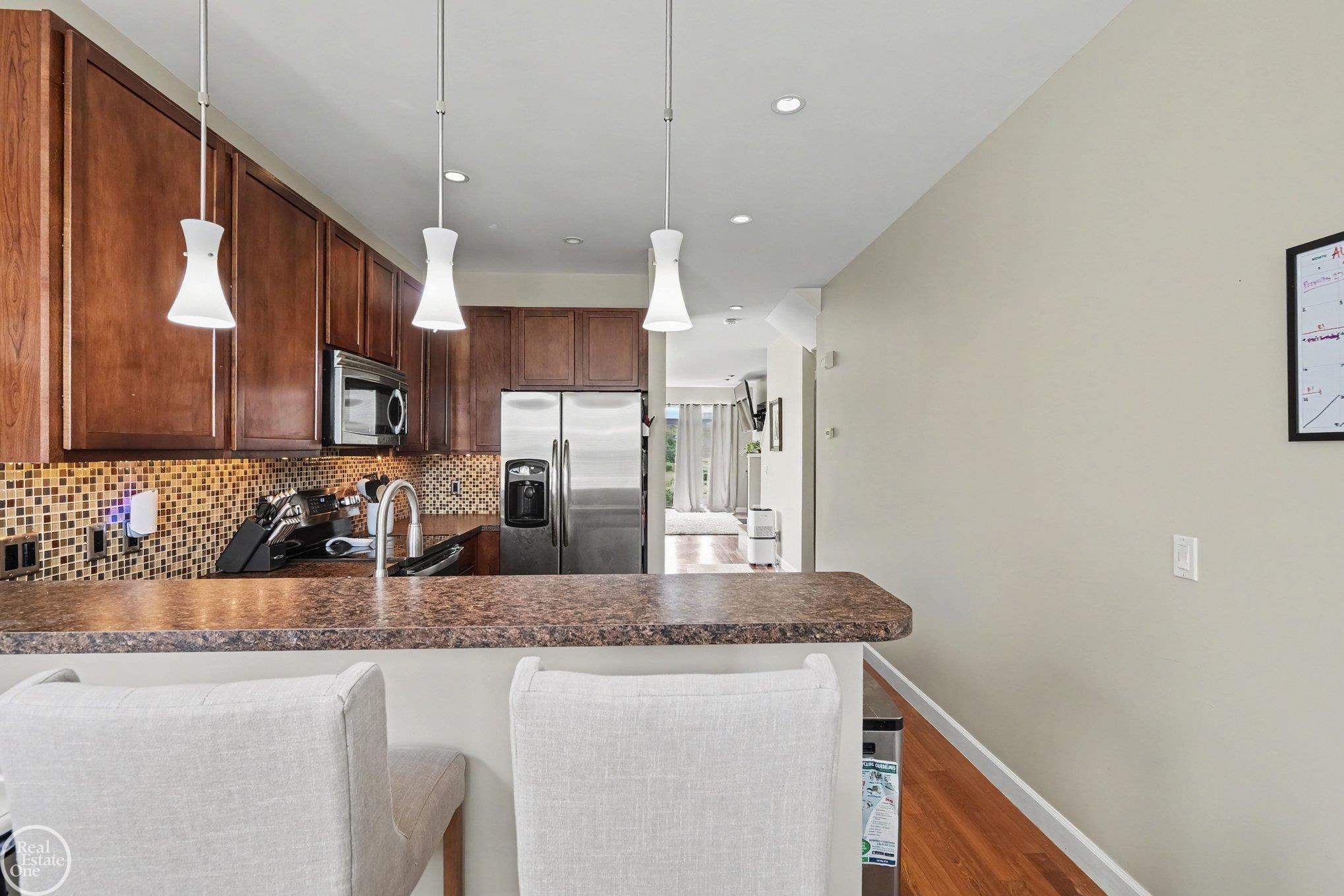 228 Wright Street Property Photo 7