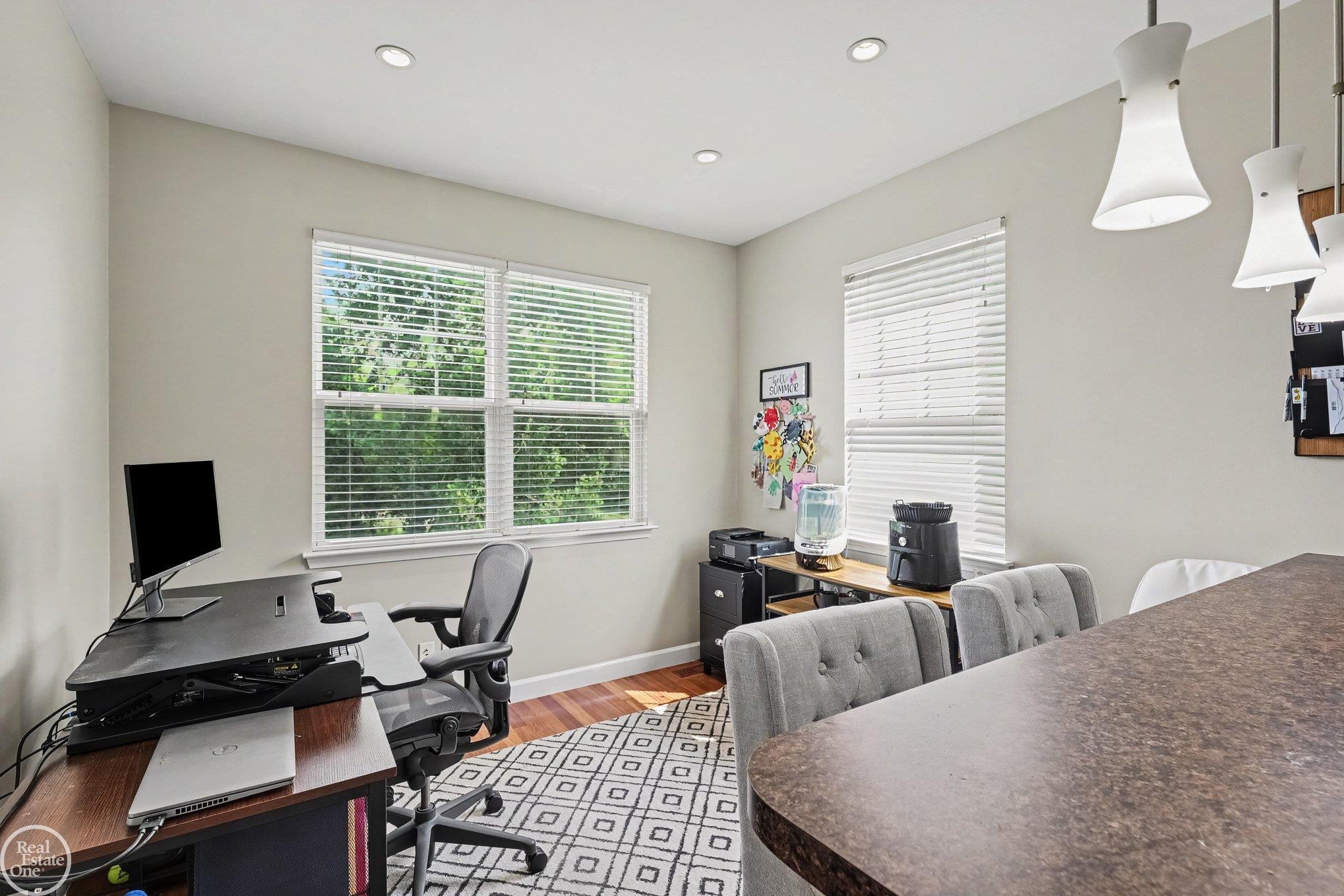 228 Wright Street Property Photo 8