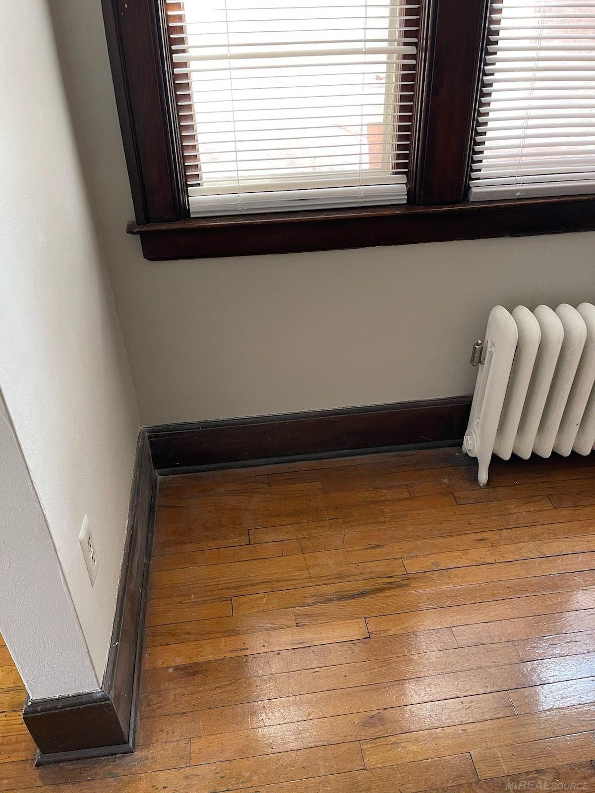 895 Beaconsfield Avenue Property Photo 9