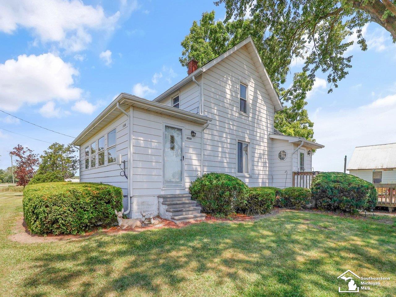 10566 Sumpter Road Property Photo 1