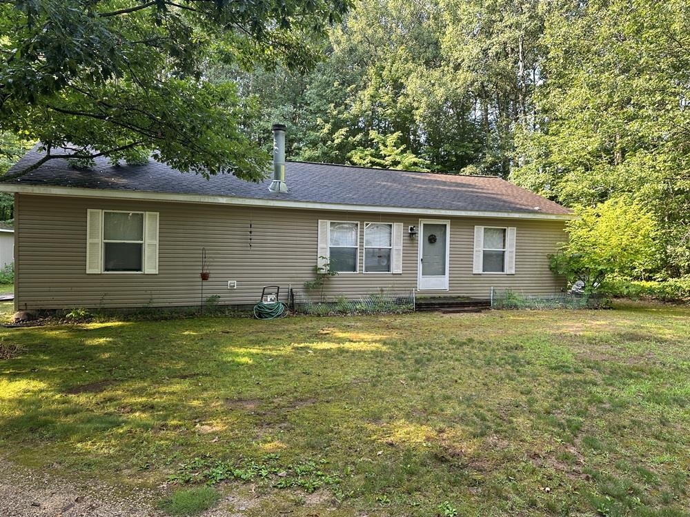 7894 Springwood Lake Road Property Photo 1