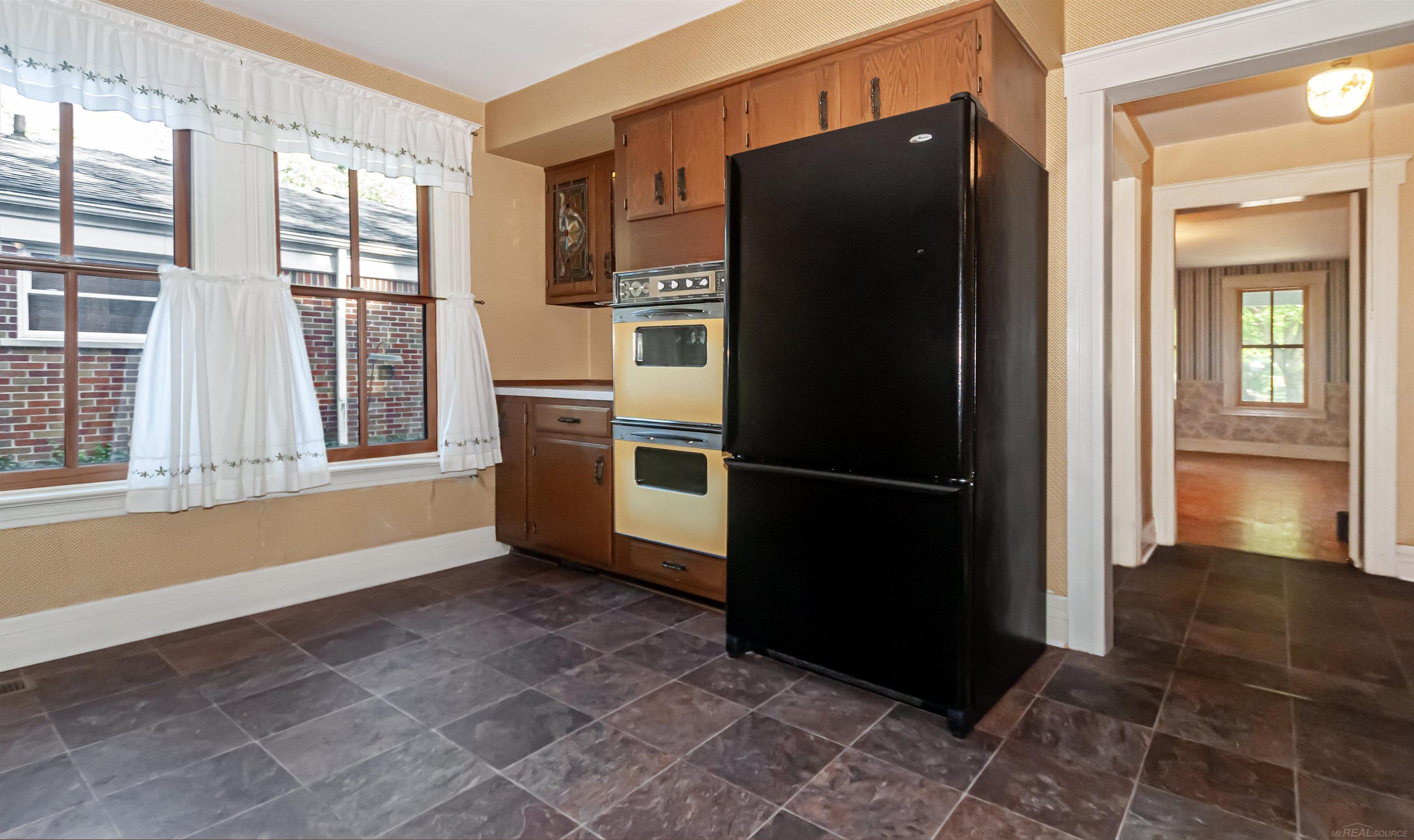 194 Moross Road Property Photo 29