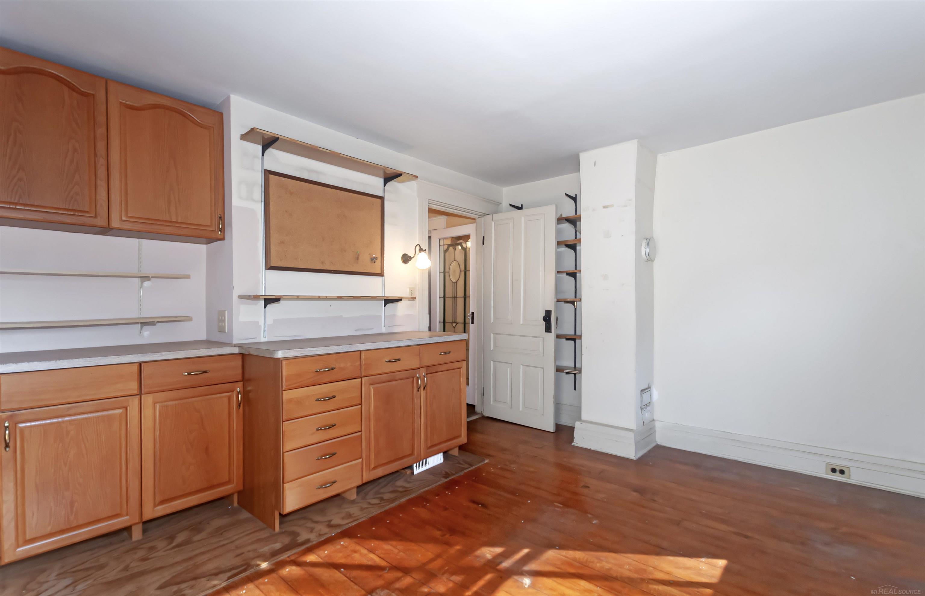 194 Moross Road Property Photo 33
