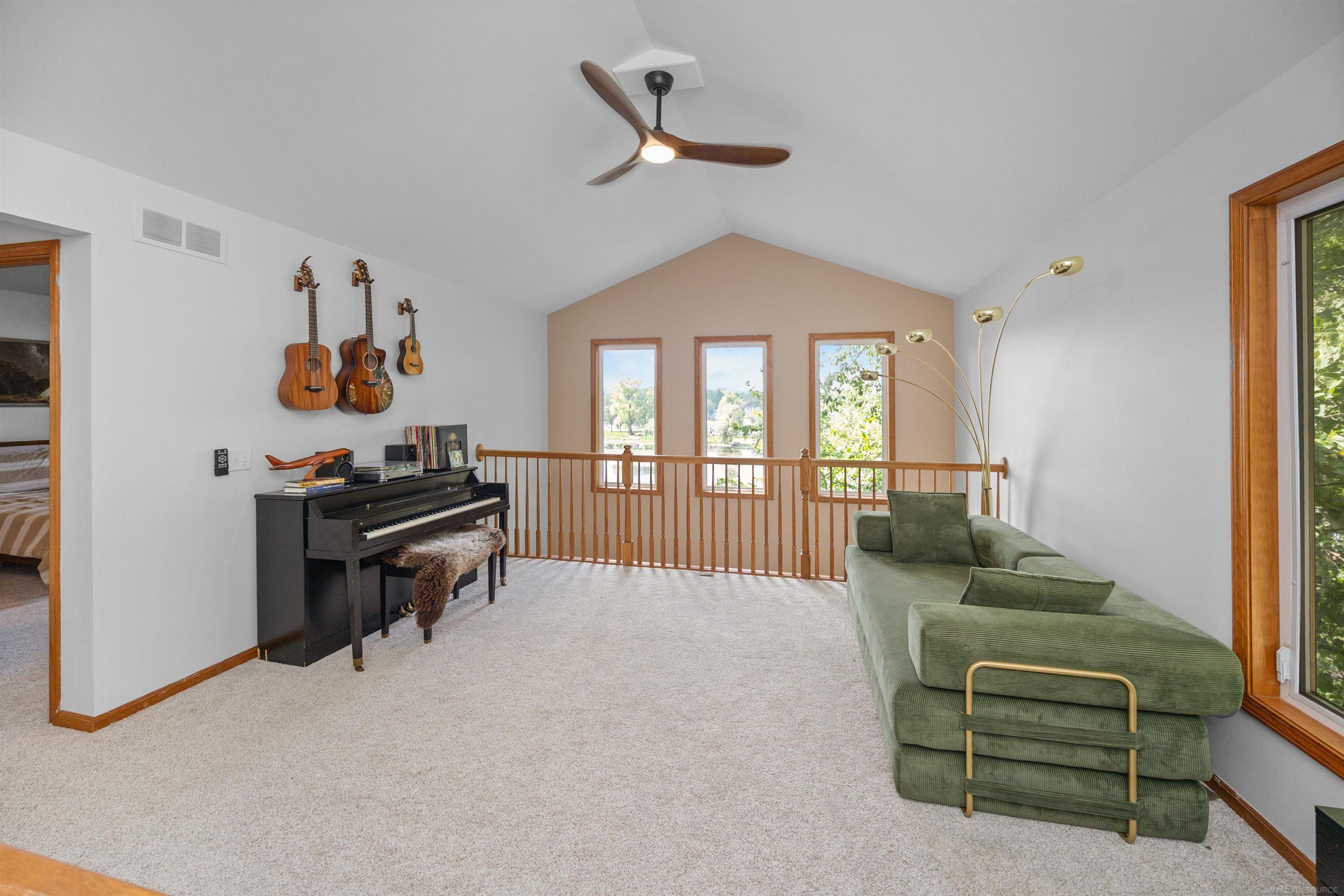 8970 River Valley Road Property Photo 22