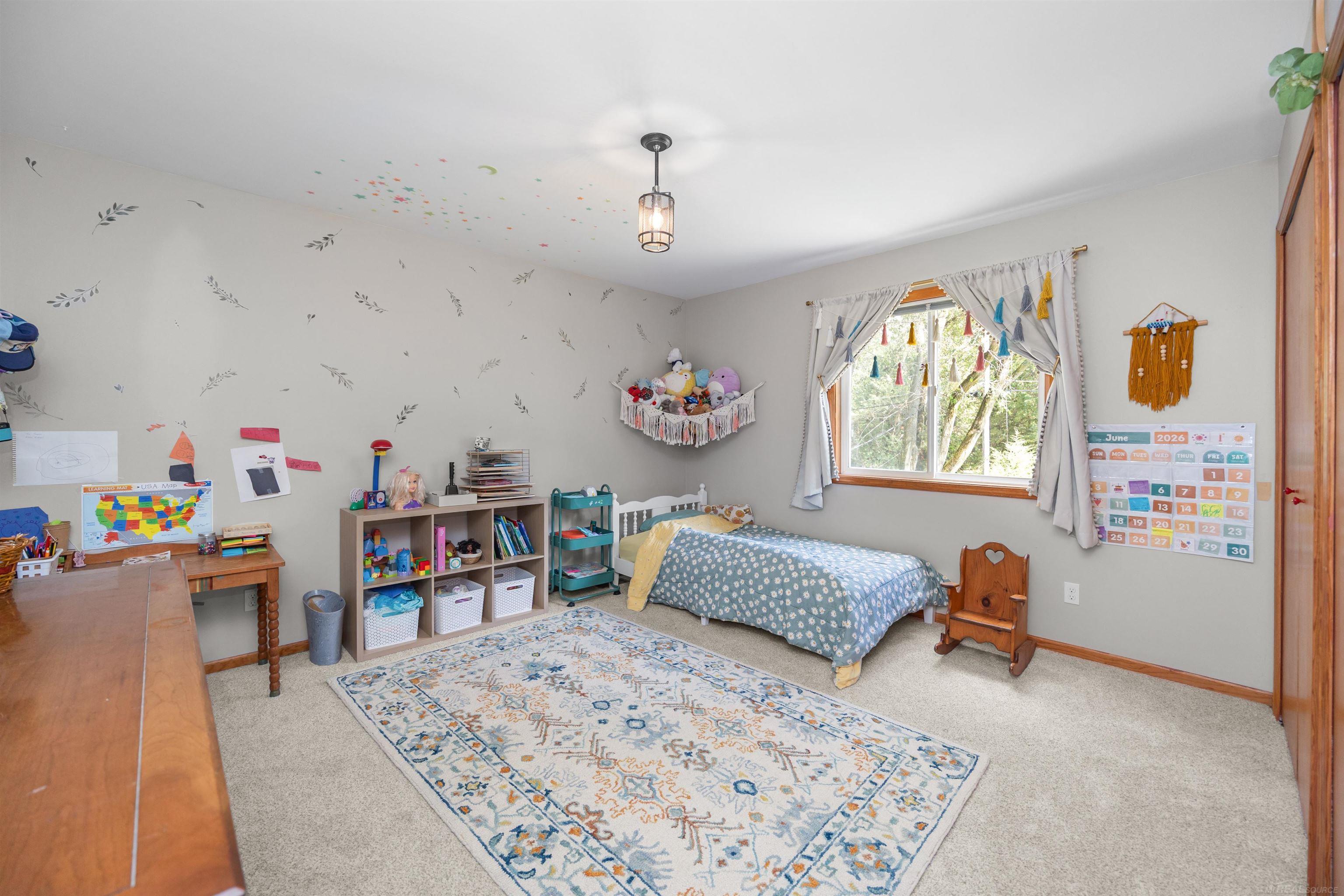 8970 River Valley Road Property Photo 34