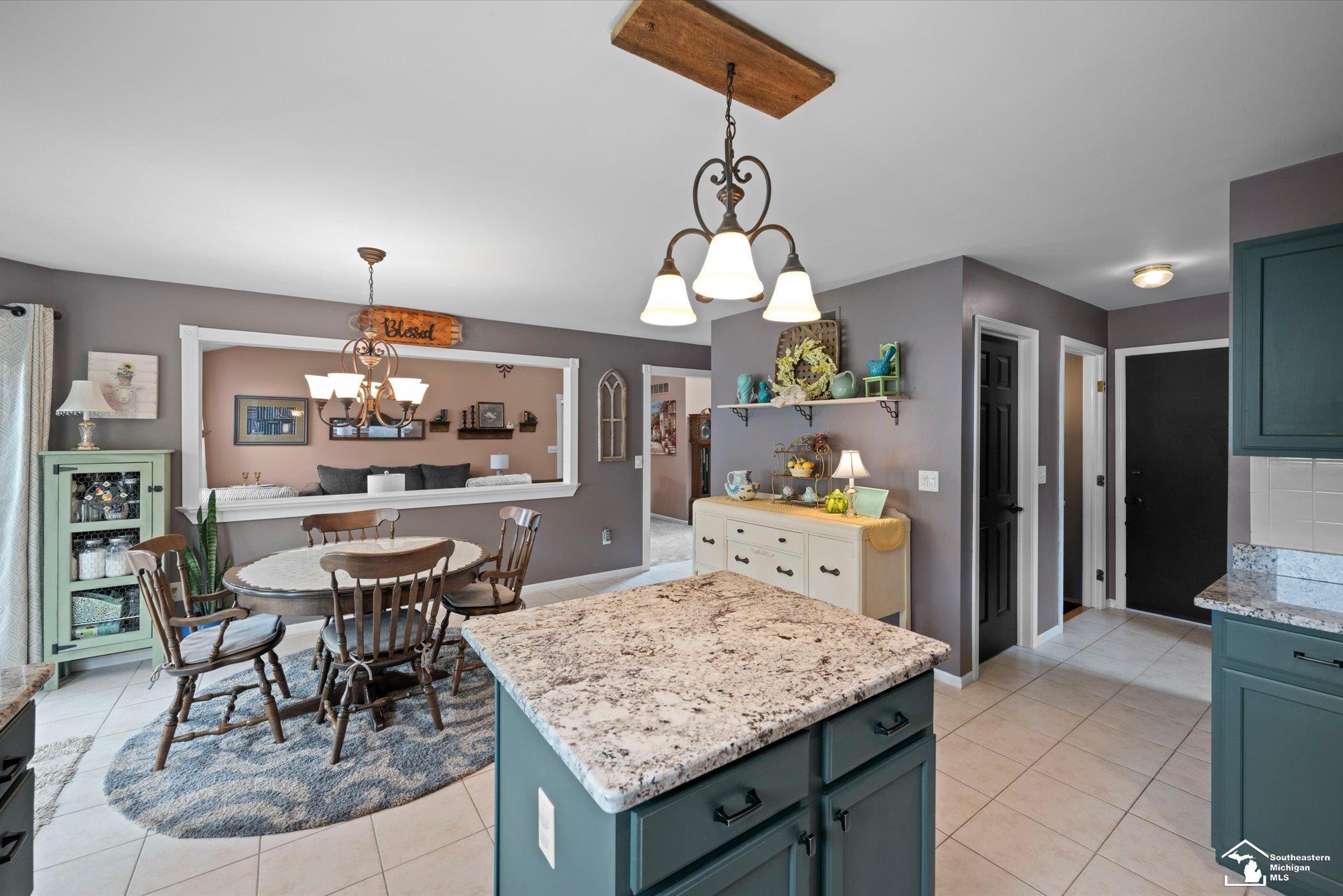 30134 Willow Springs Road Property Photo 11