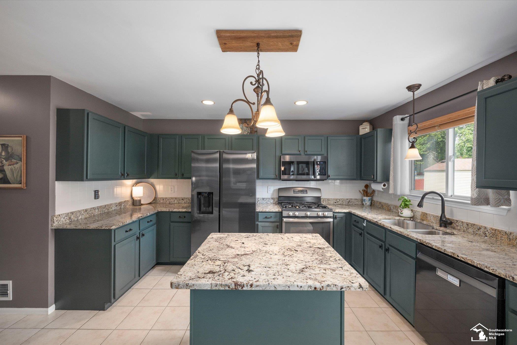 30134 Willow Springs Road Property Photo 12