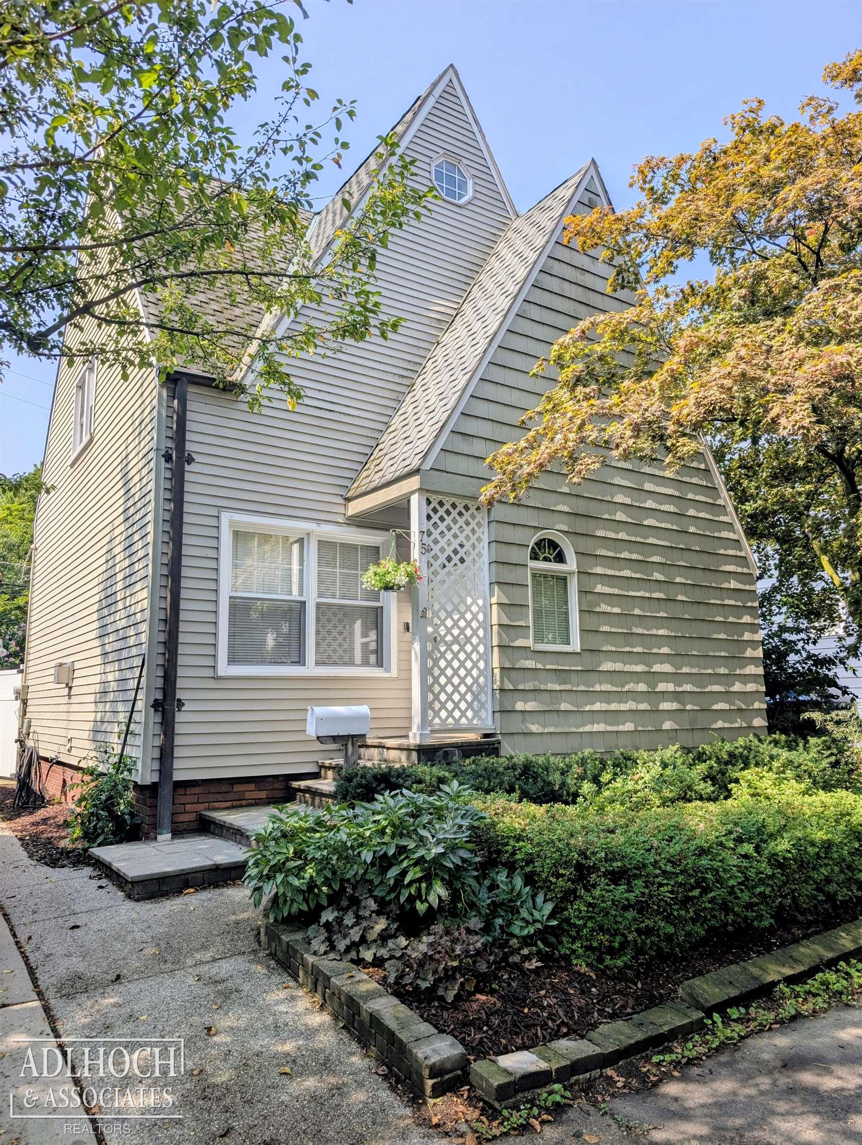 75 Mapleton Road