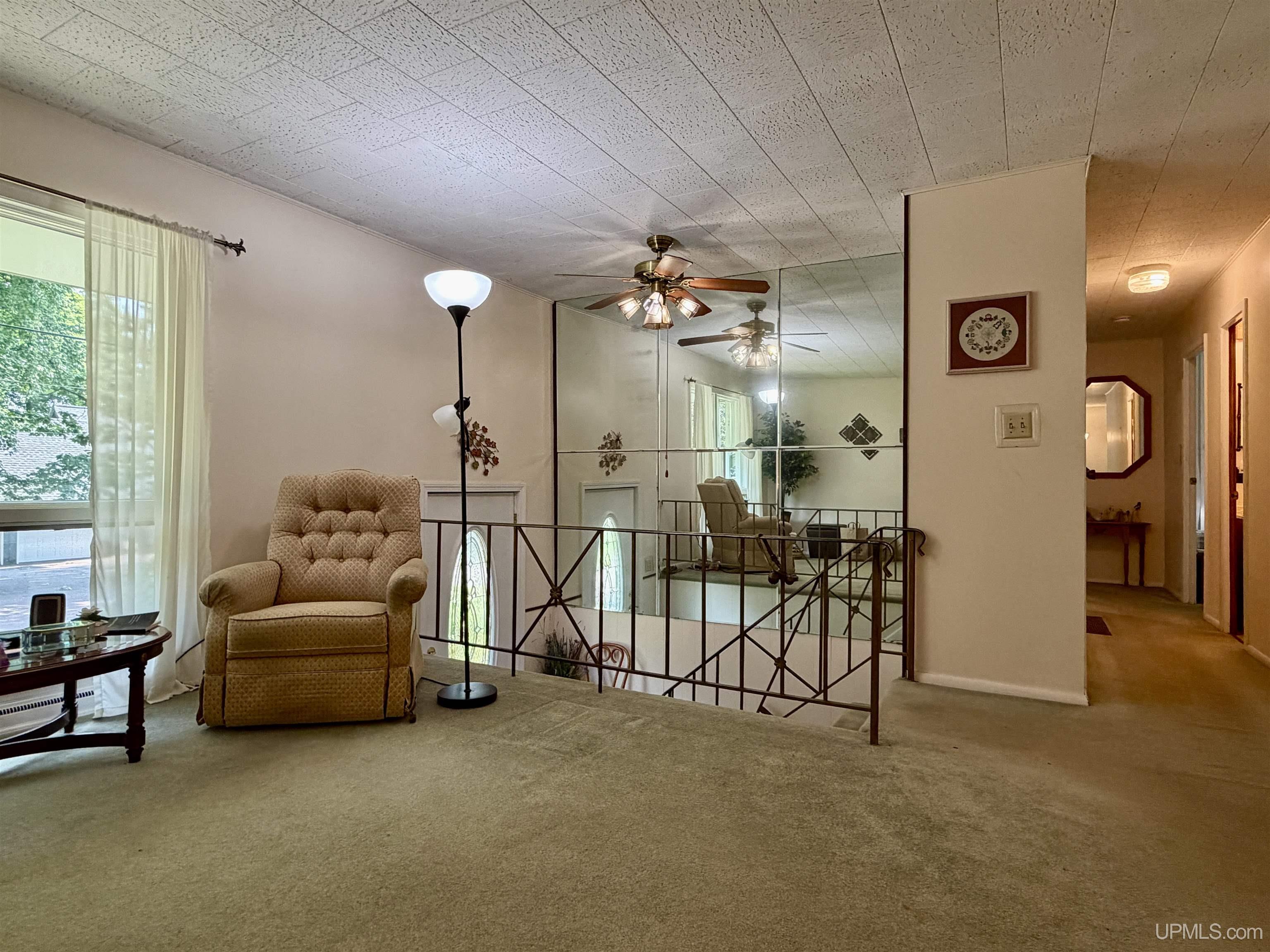 22175 Ridge Road Property Photo 10
