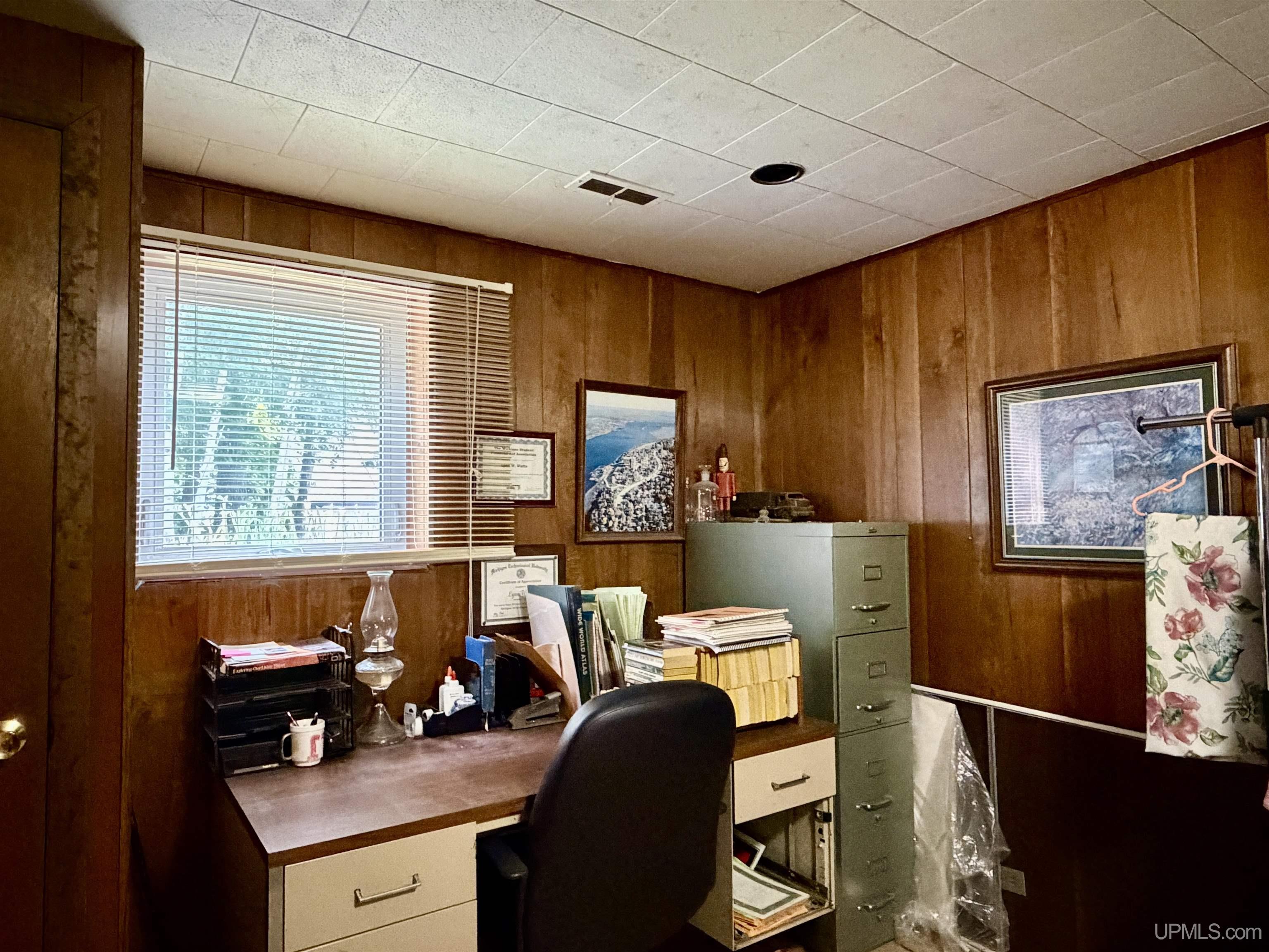 22175 Ridge Road Property Photo 20