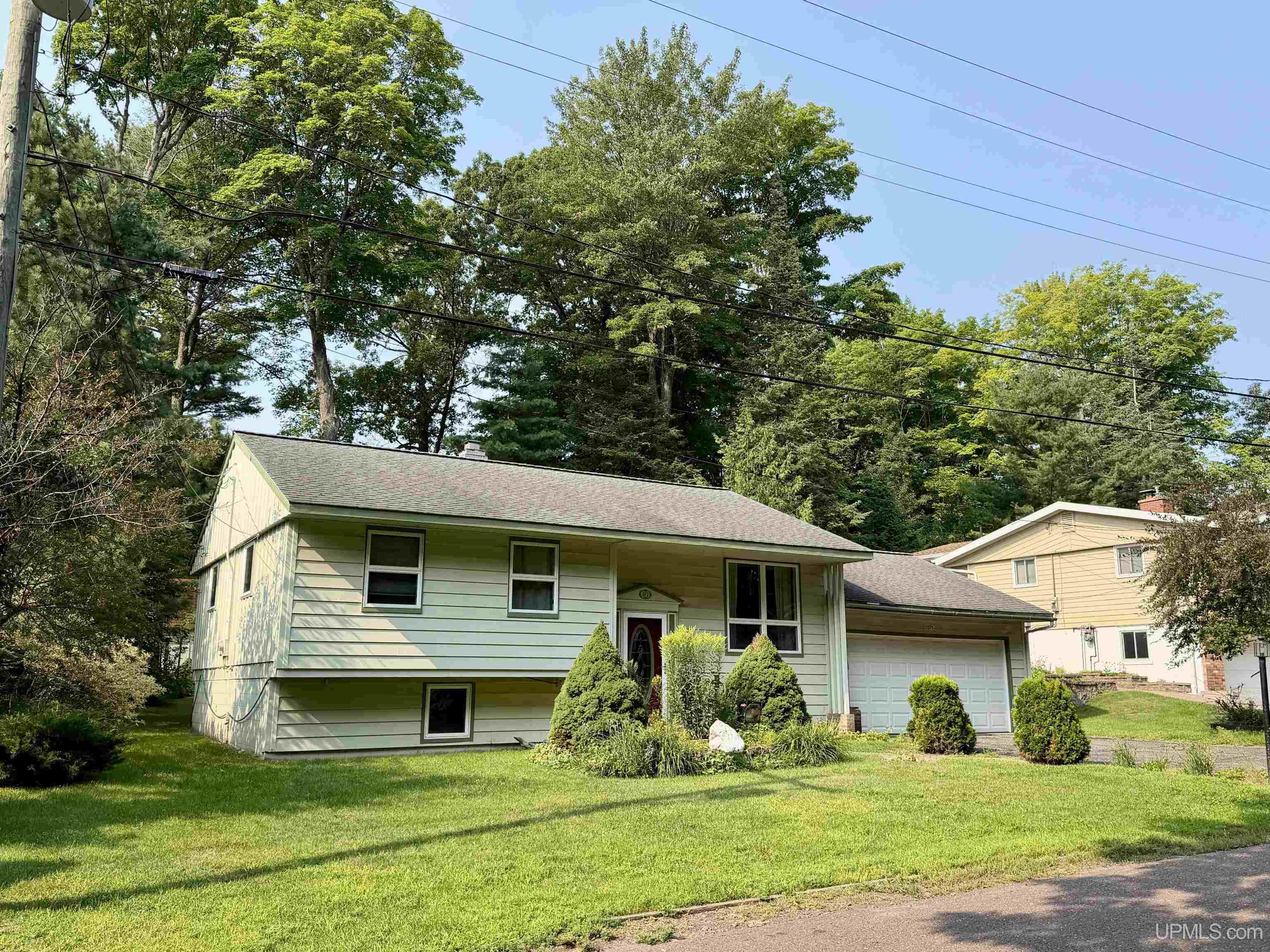 22175 Ridge Road Property Photo 29