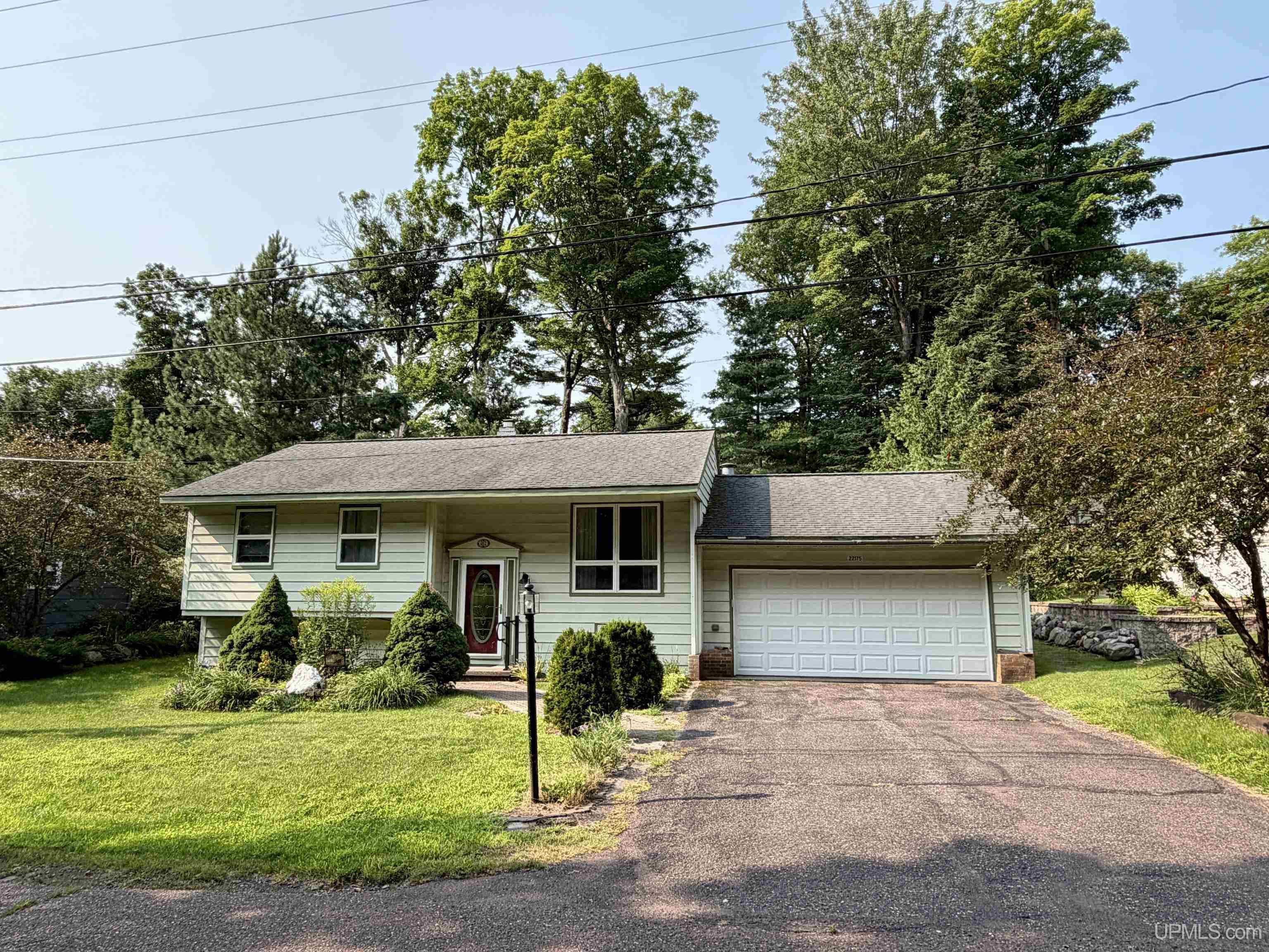 22175 Ridge Road Property Photo 30