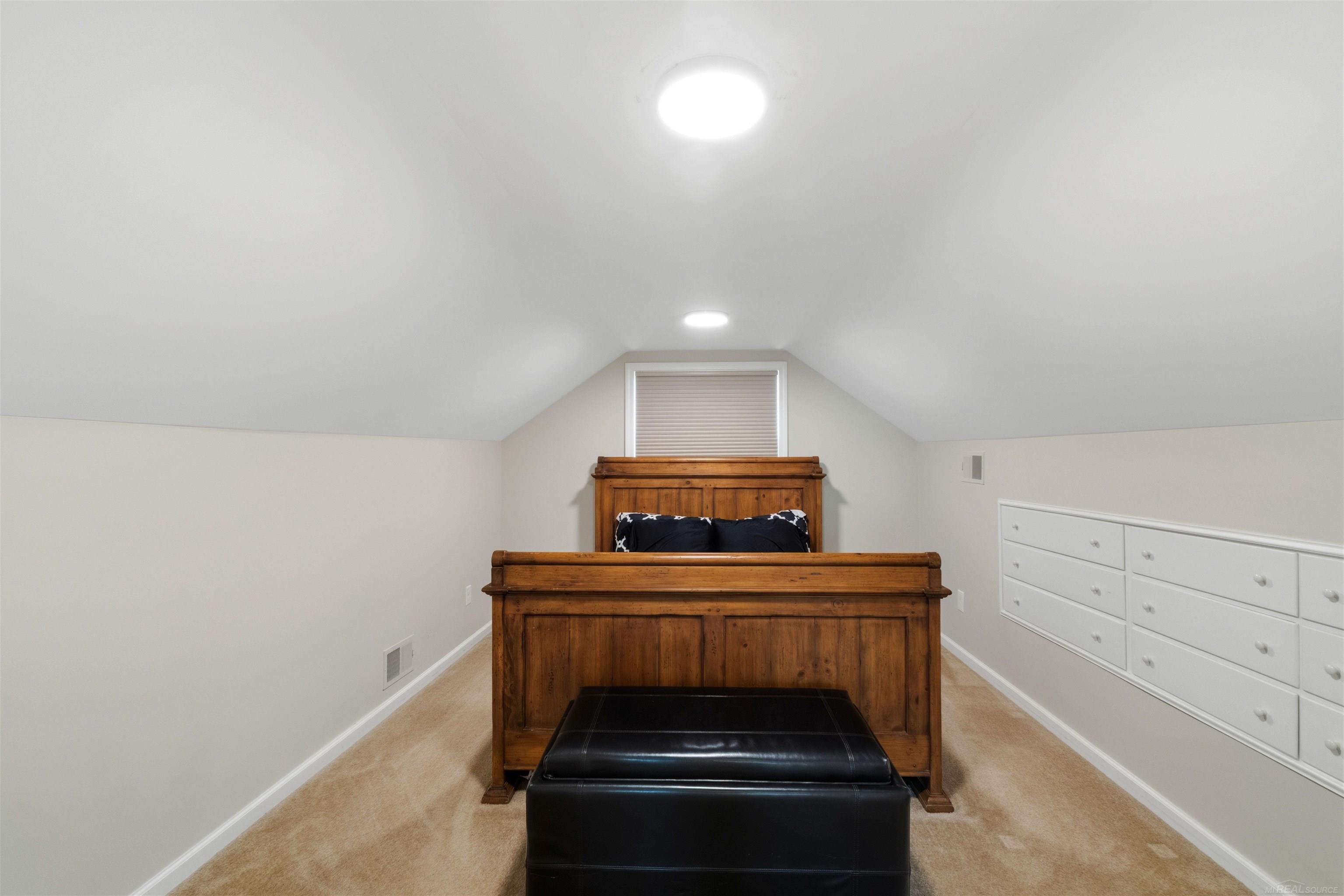 628 Notre Dame Street Property Photo 37