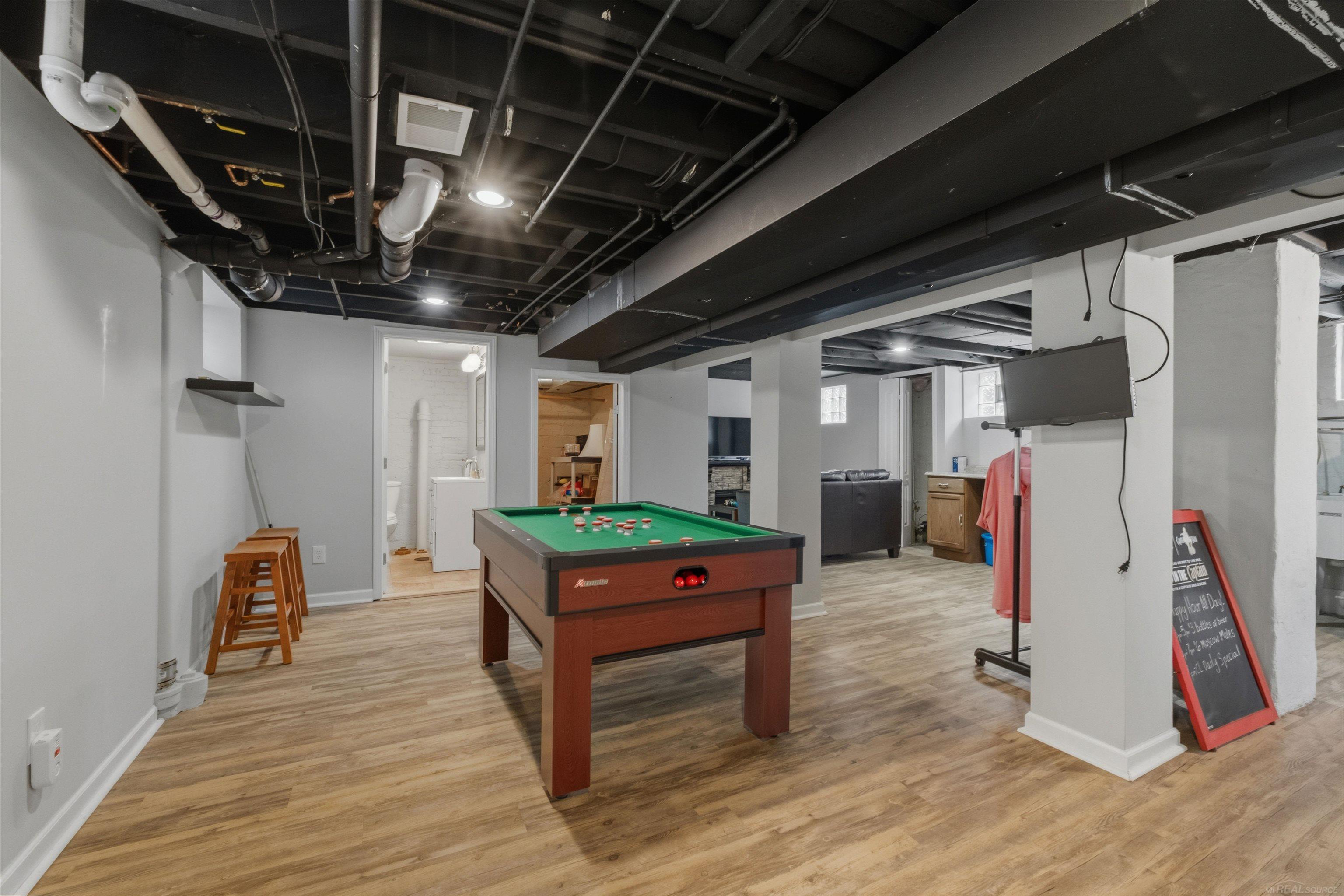 628 Notre Dame Street Property Photo 41