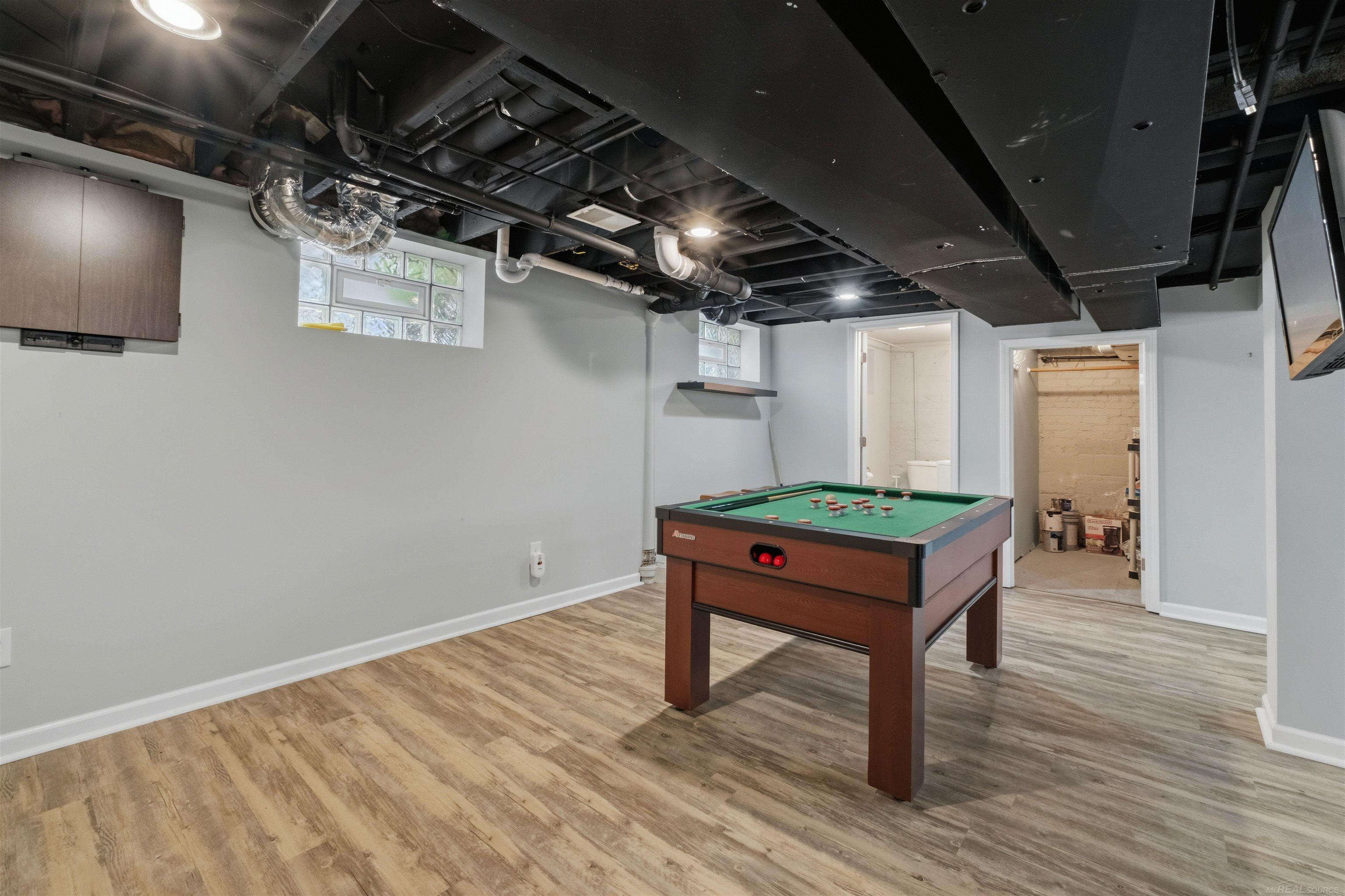 628 Notre Dame Street Property Photo 42
