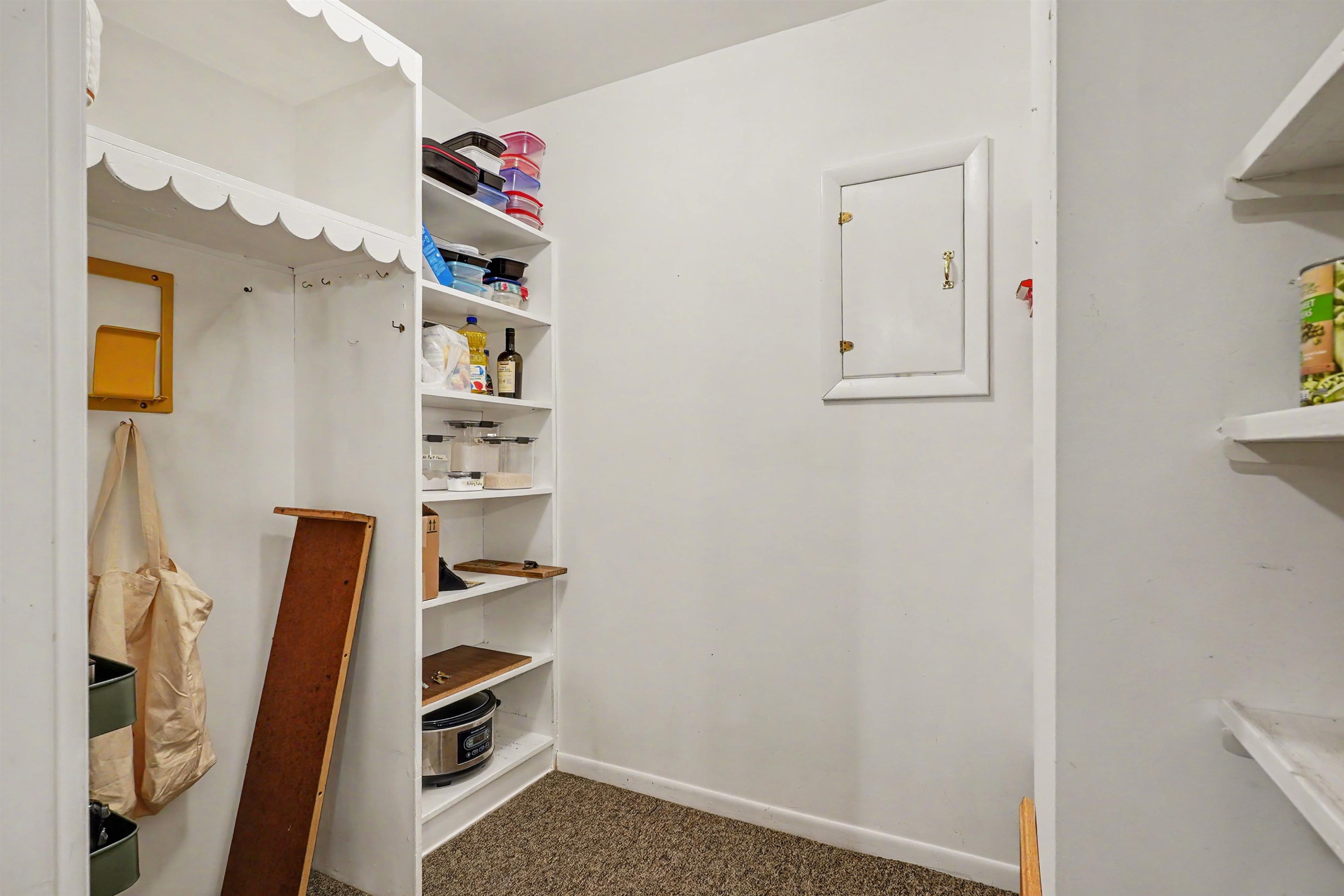 1380 E Oakwood Terrace Property Photo 10