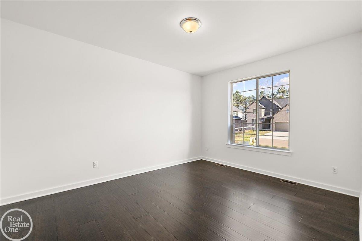 50567 Summit View Drive Property Photo 10