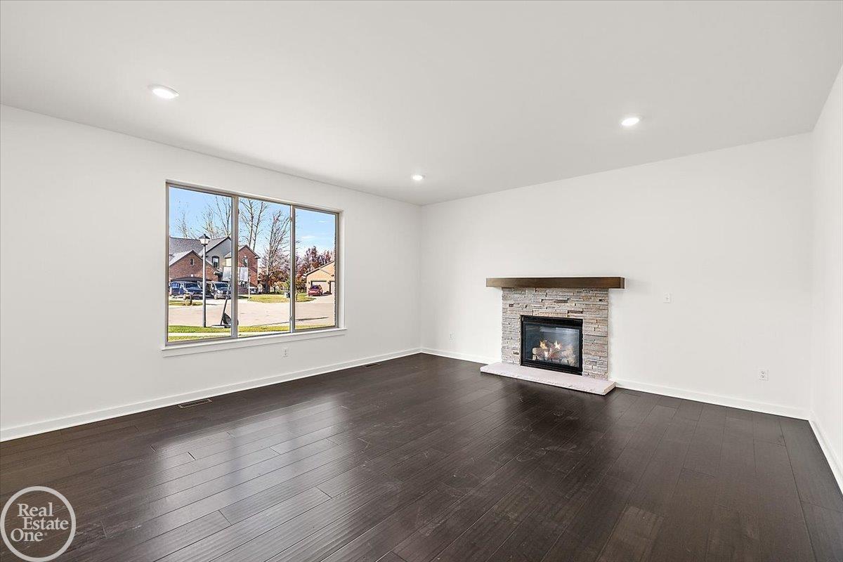 50567 Summit View Drive Property Photo 12