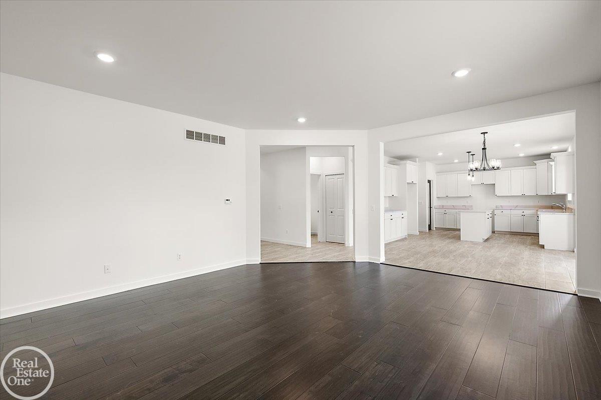 50567 Summit View Drive Property Photo 14