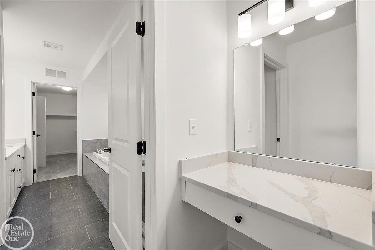 50567 Summit View Drive Property Photo 32