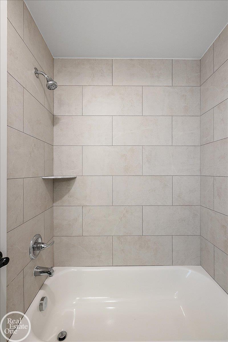 50567 Summit View Drive Property Photo 47