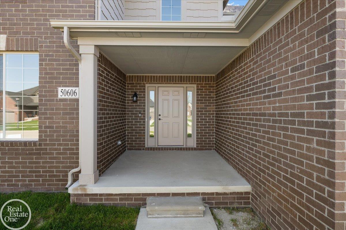 50606 Summit View Drive Property Photo 5