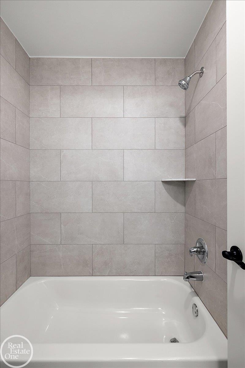 22121 Tahquamenon Court Property Photo 48