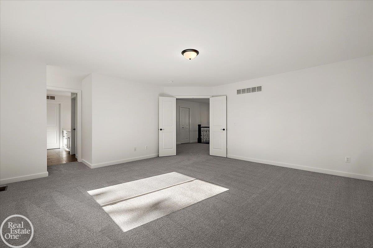 22138 Grove Drive Property Photo 28