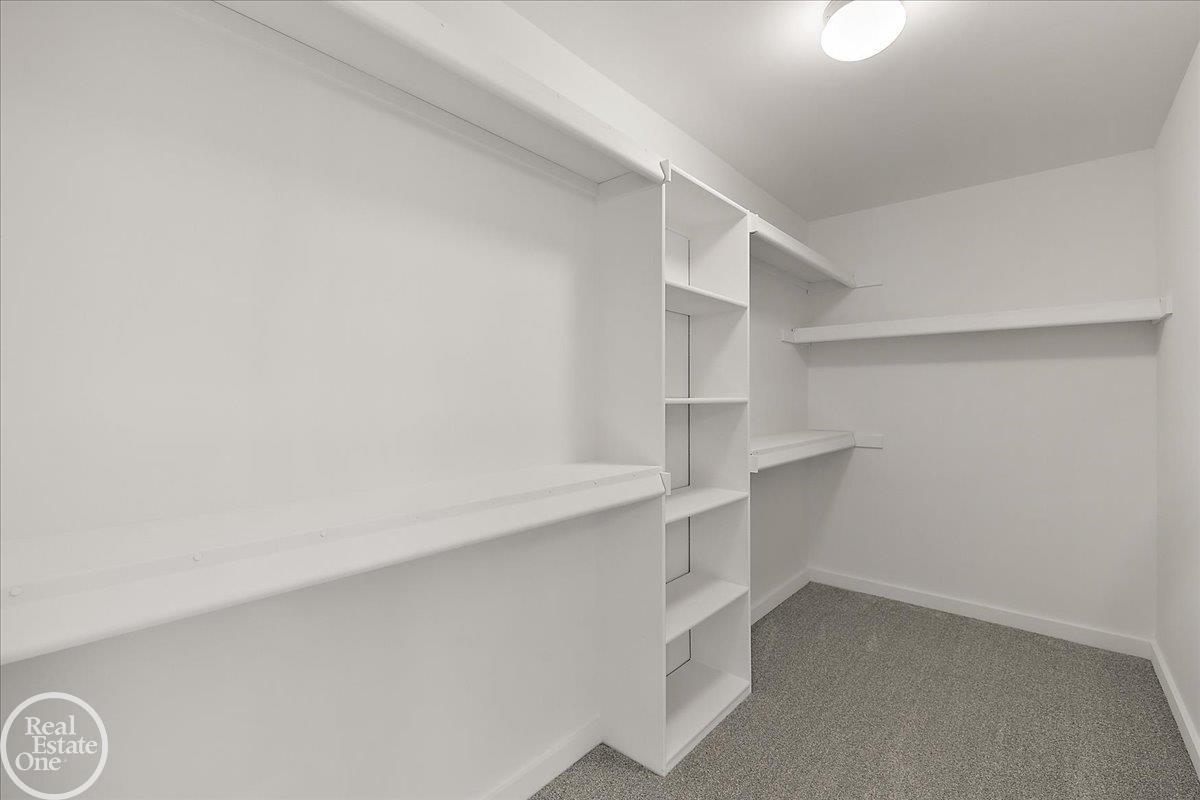 22138 Grove Drive Property Photo 33