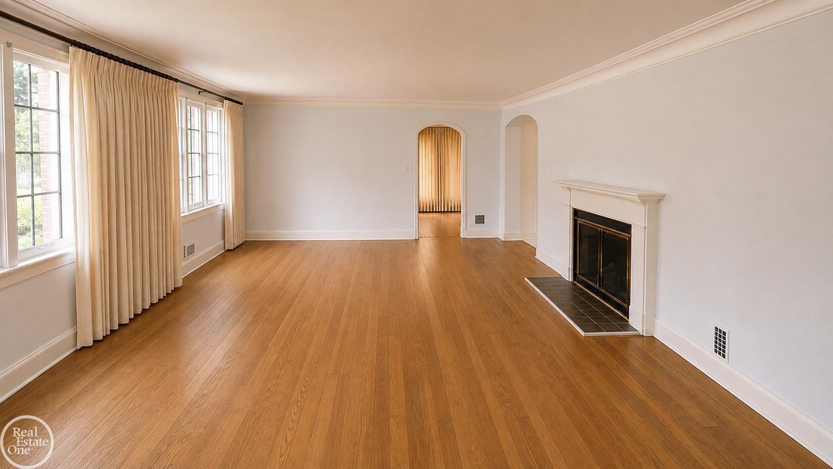 140 S Wilson Boulevard Property Photo 8
