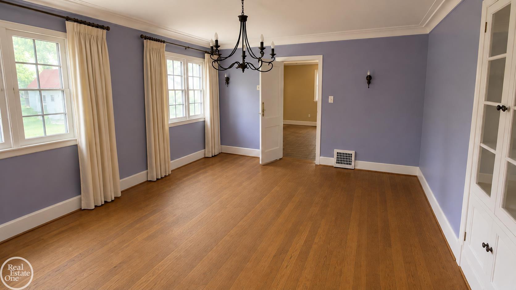 140 S Wilson Boulevard Property Photo 16