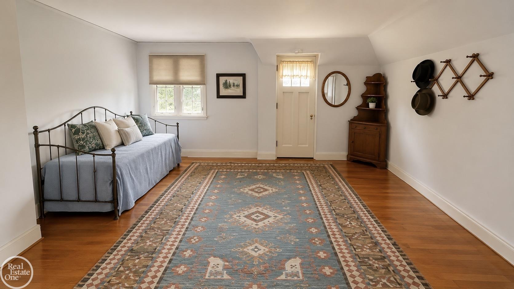 140 S Wilson Boulevard Property Photo 23