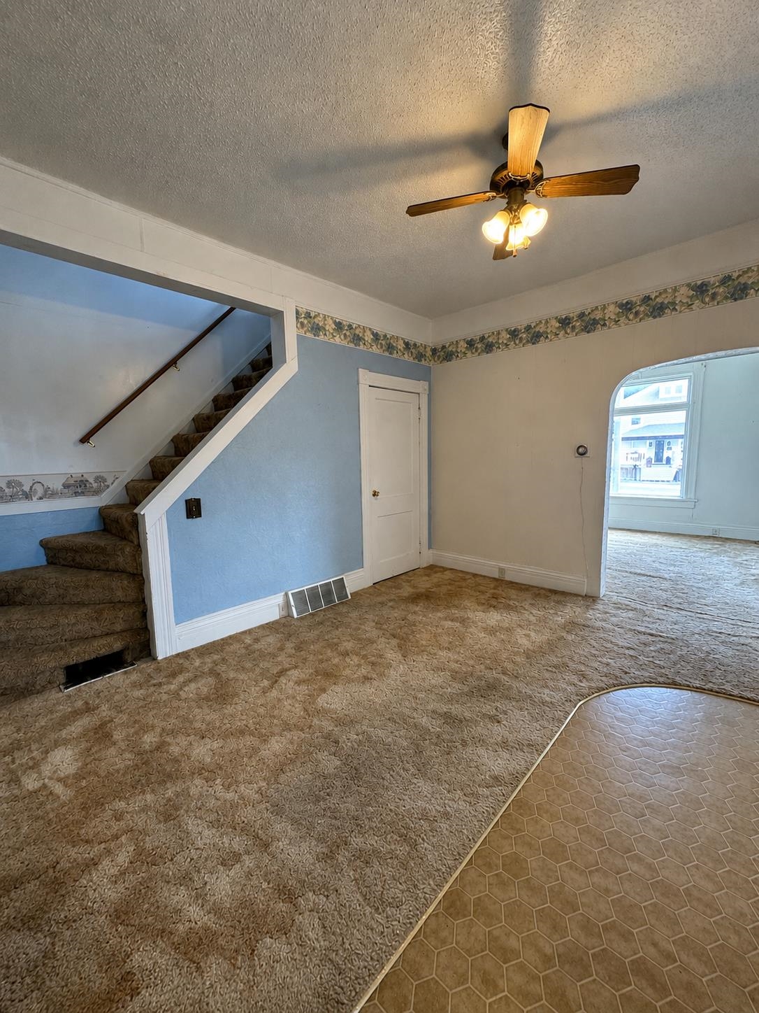 503 N Wenona Street Property Photo 5