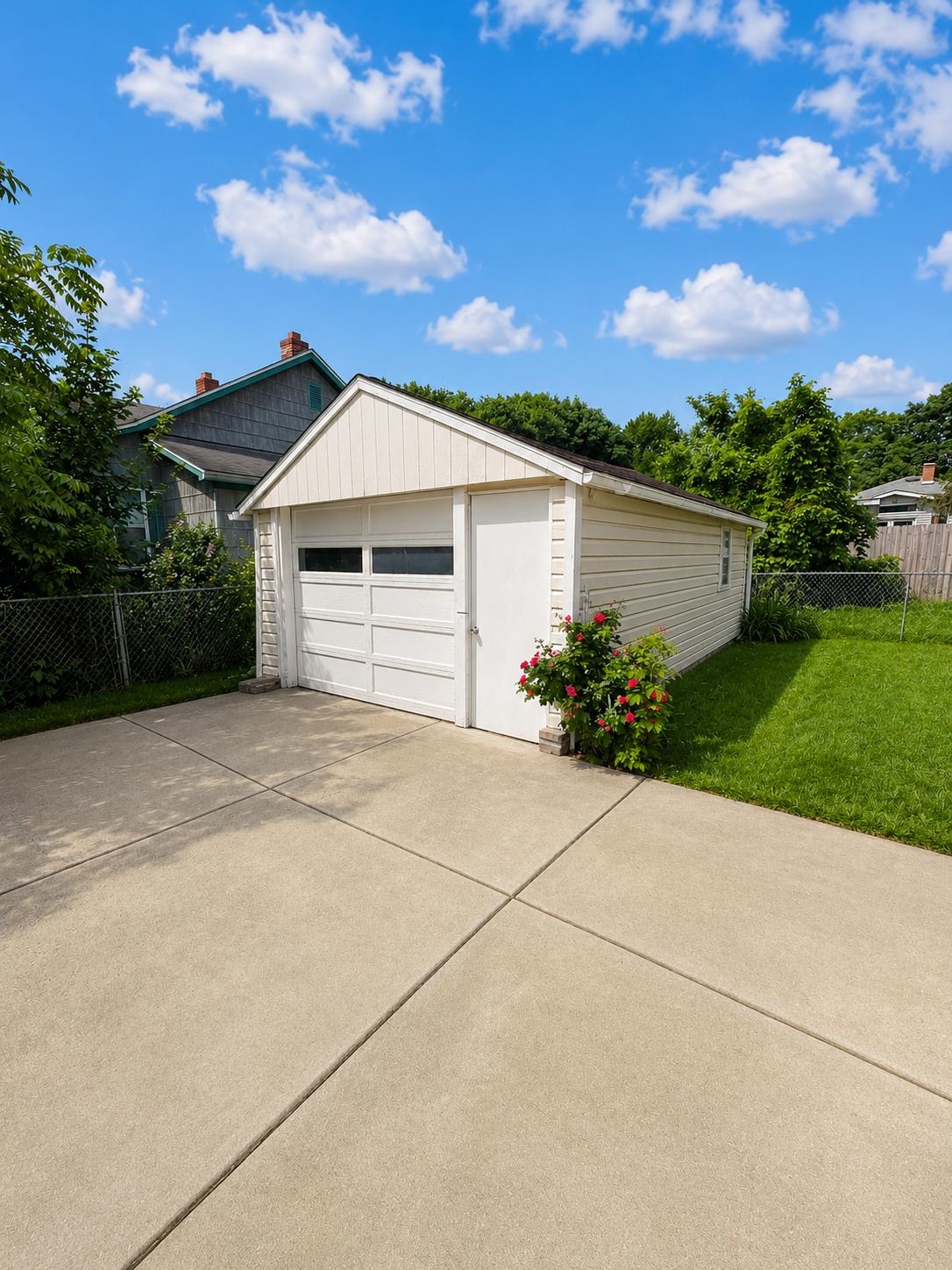 503 N Wenona Street Property Photo 13