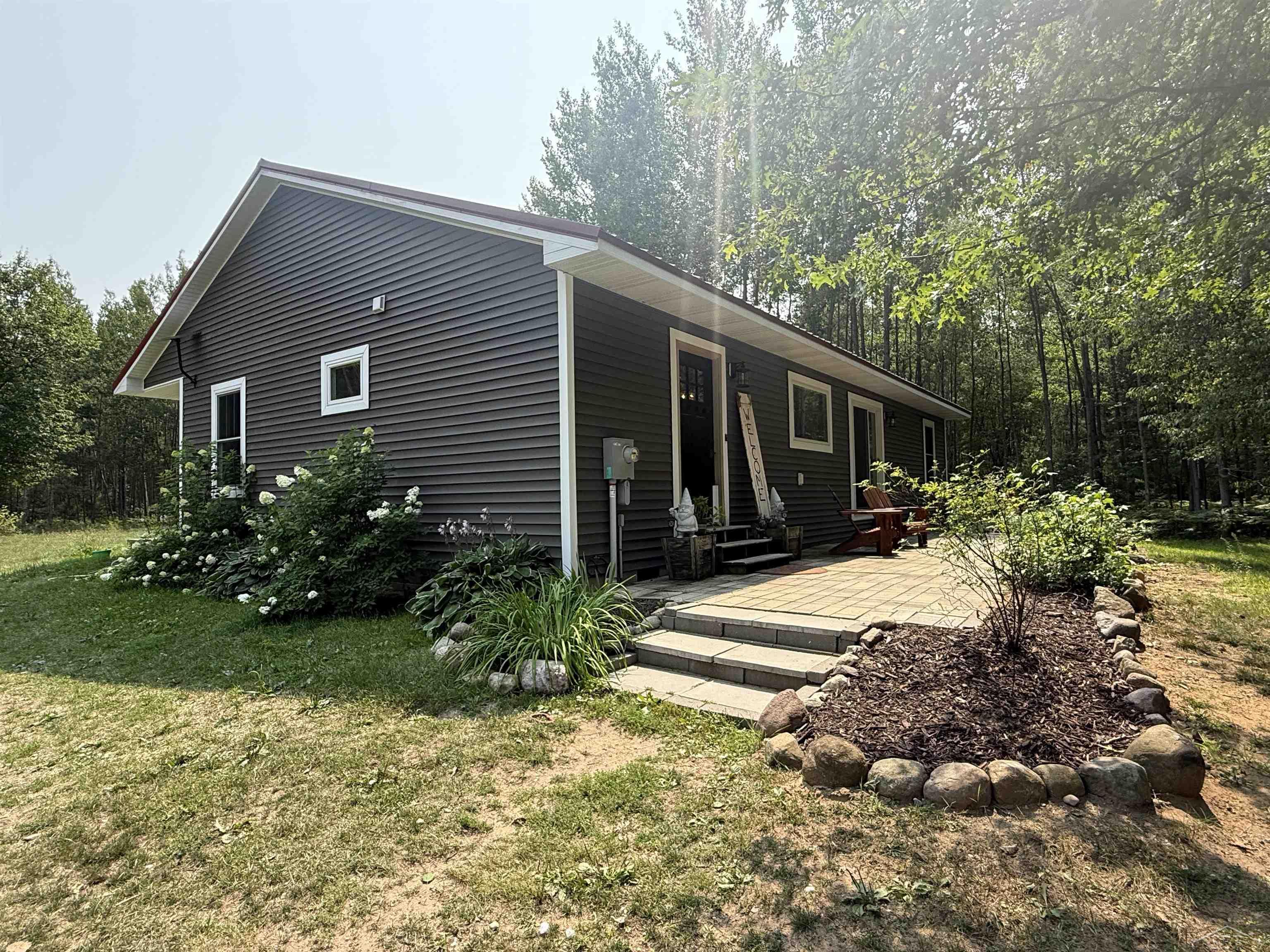 648 N Lewis Road Property Photo 1