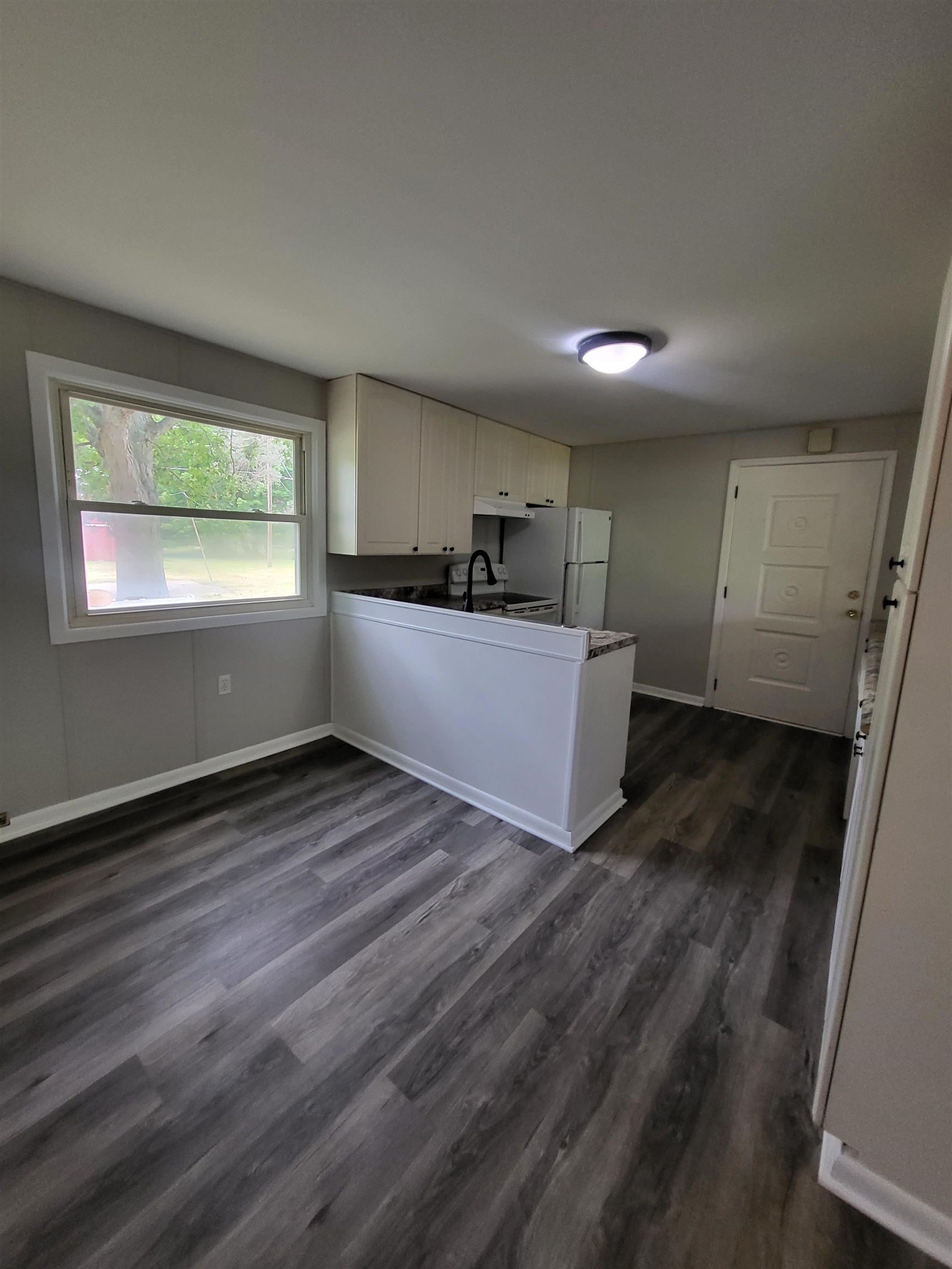 4743 Brown Road Property Photo 8