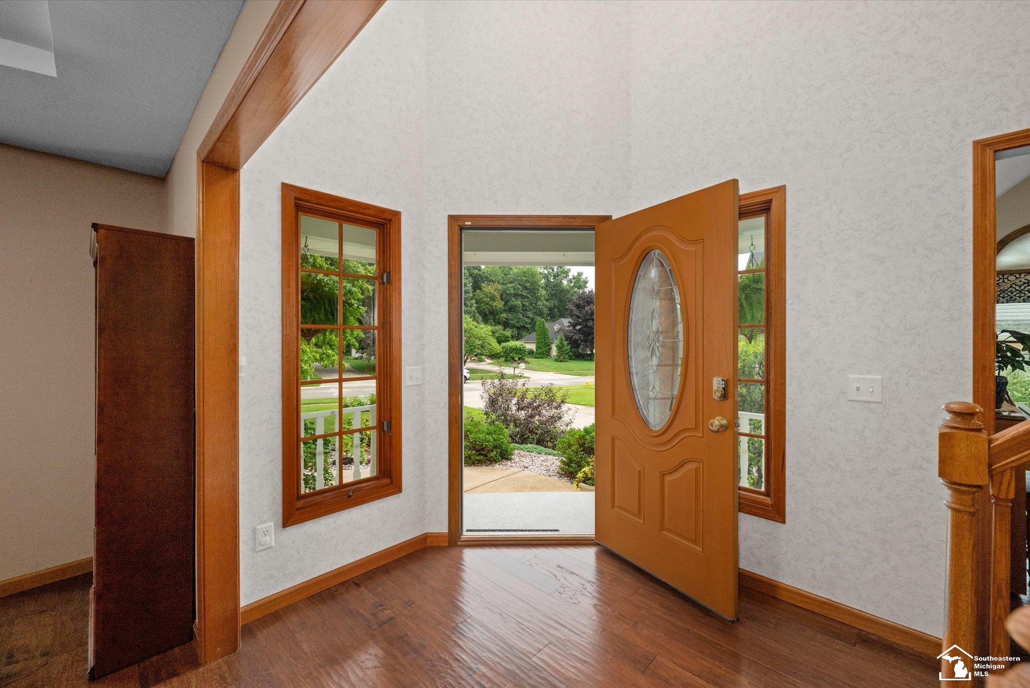 9085 Legacy Court Property Photo 6