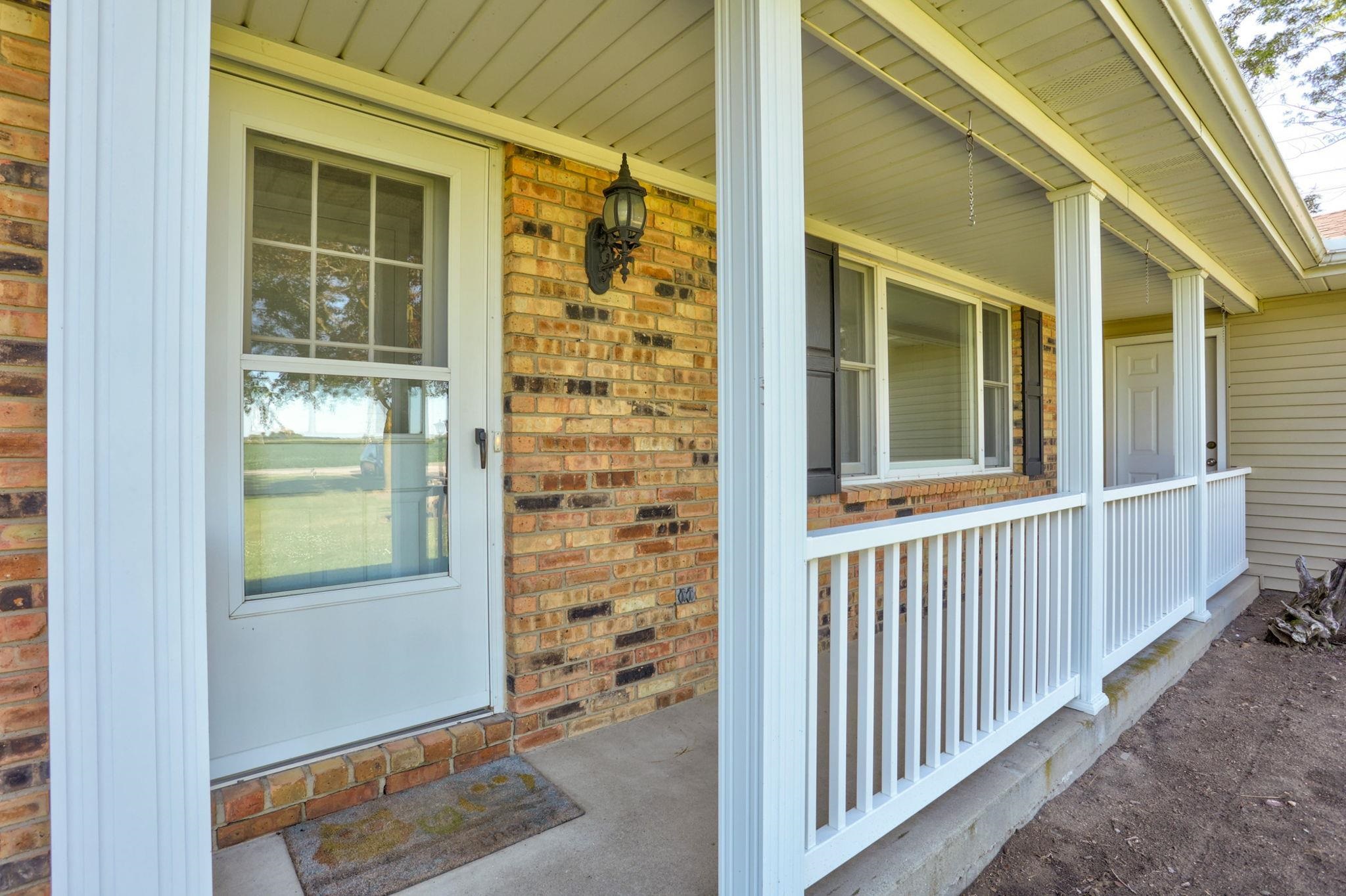 2141 Maple Road Property Photo 6