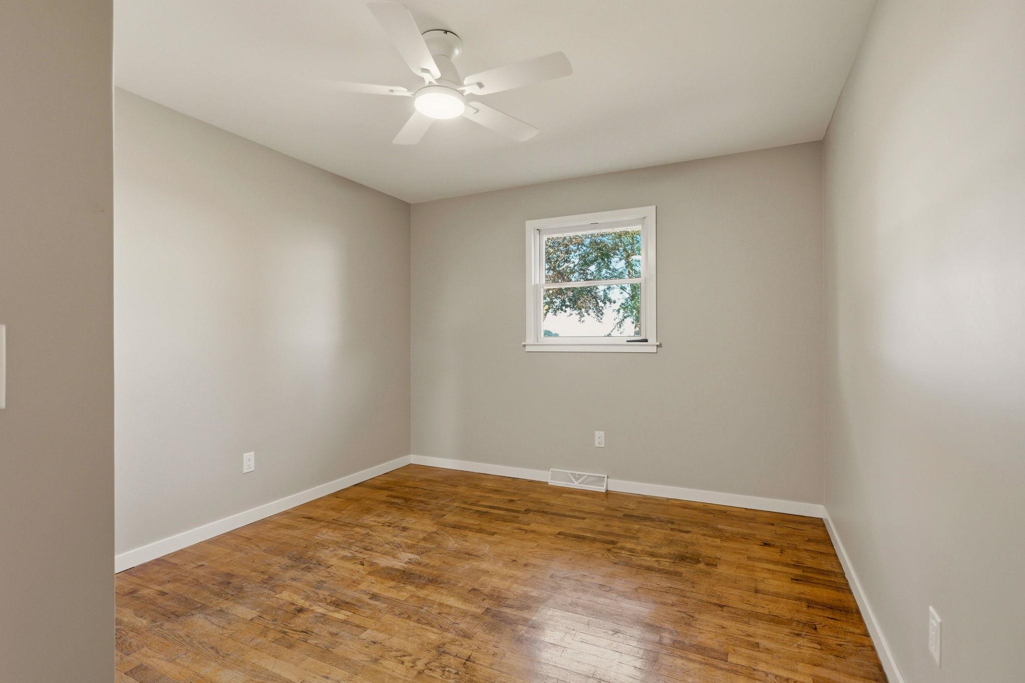 2141 Maple Road Property Photo 30