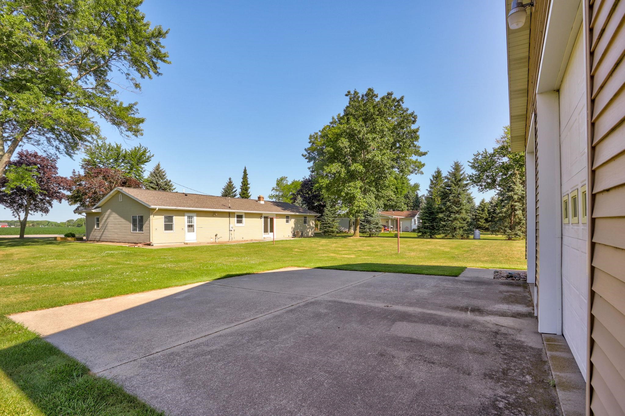 2141 Maple Road Property Photo 46