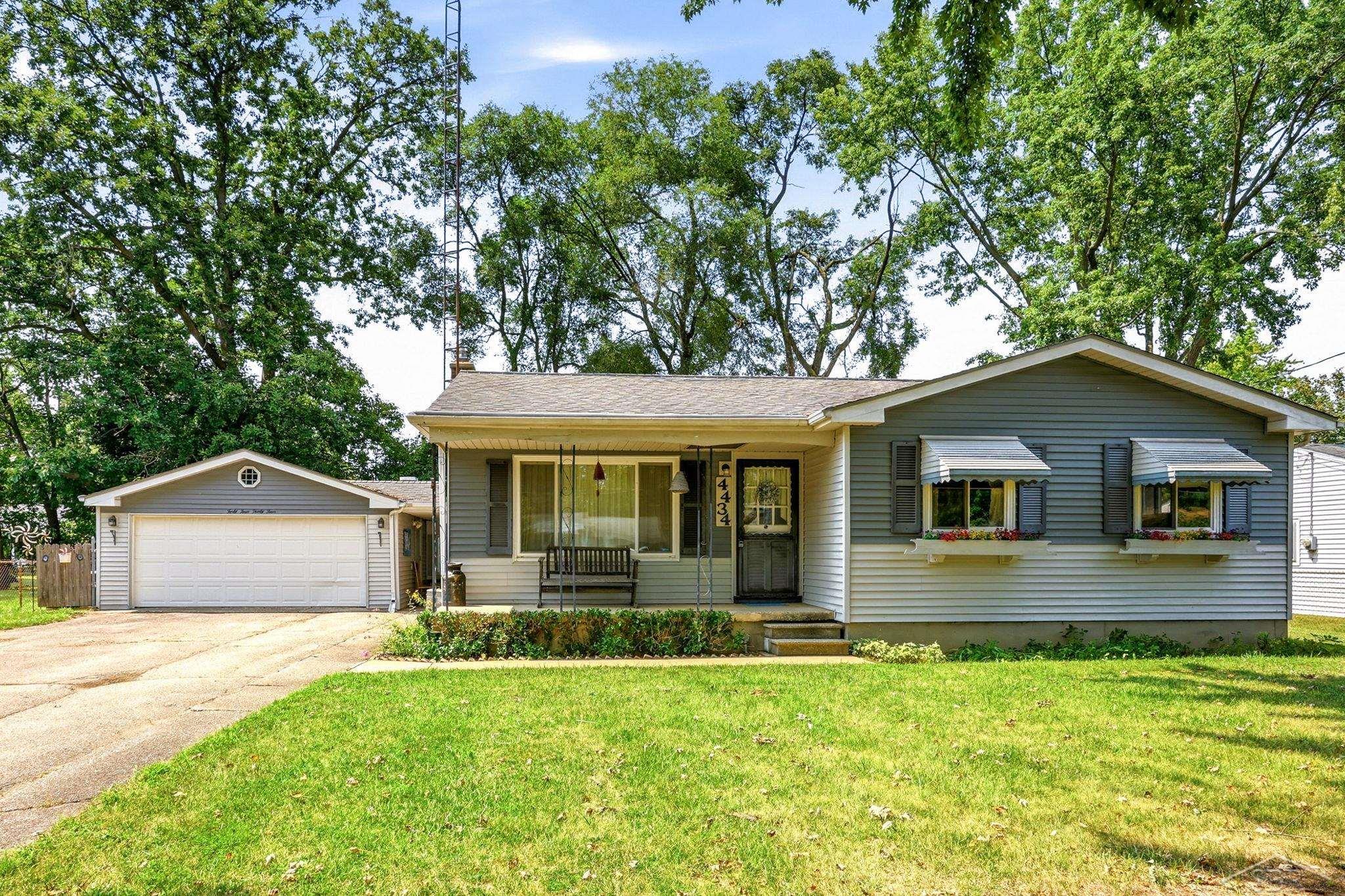 4434 Ashlawn Drive Property Photo 1