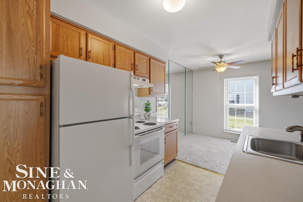 24151 Meadow Bridge Drive Property Photo 12
