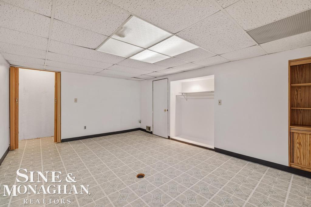 24151 Meadow Bridge Drive Property Photo 26