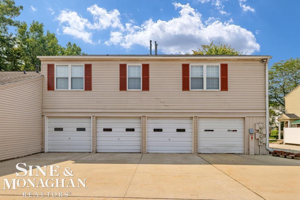 24151 Meadow Bridge Drive Property Photo 35