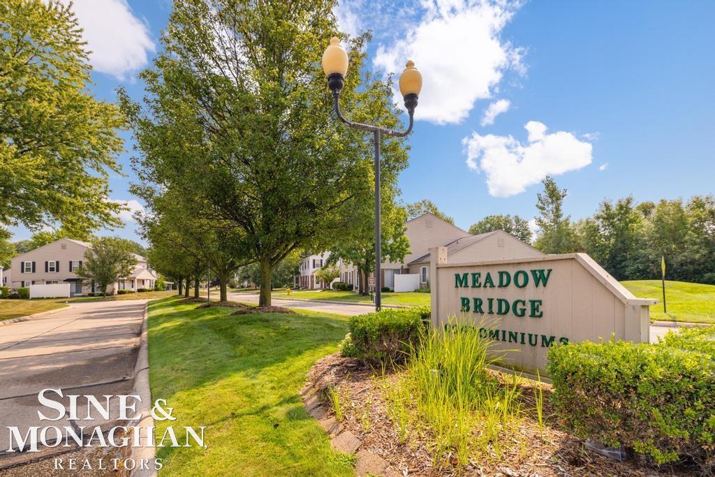 24151 Meadow Bridge Drive Property Photo 40